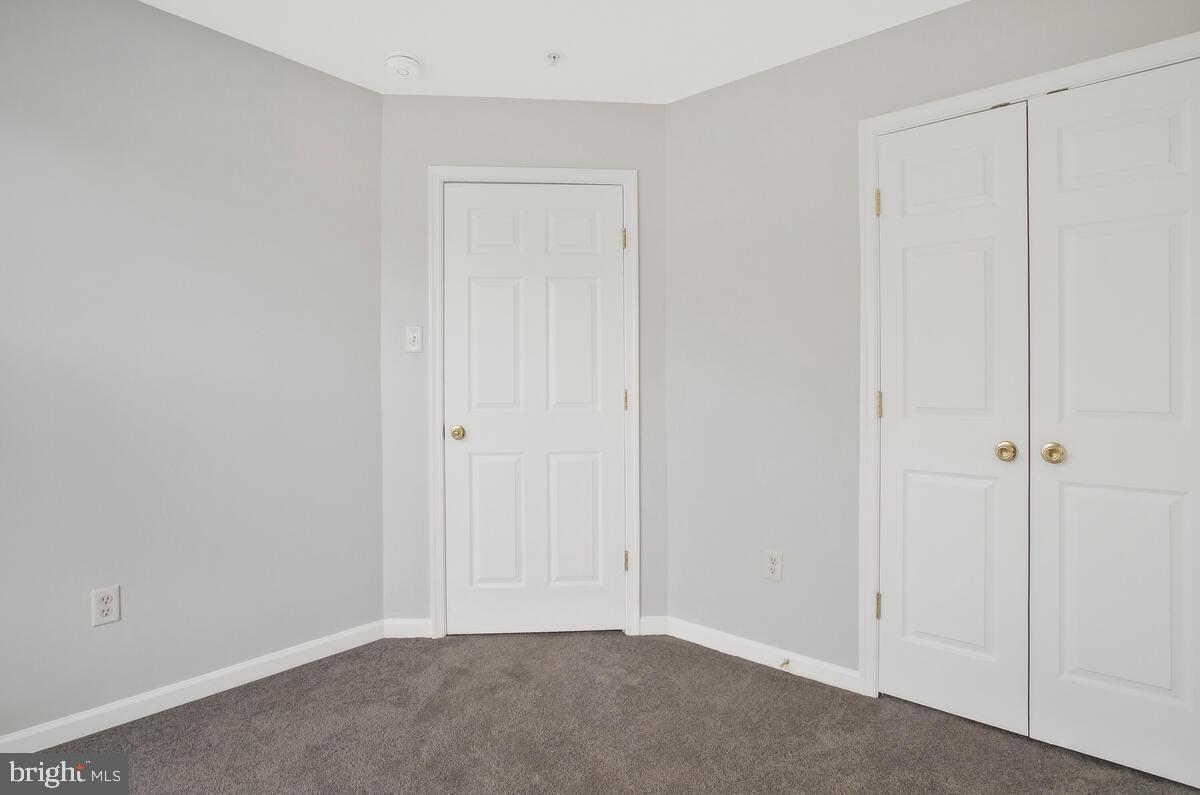 PINEY ORCHARD - Residential Lease