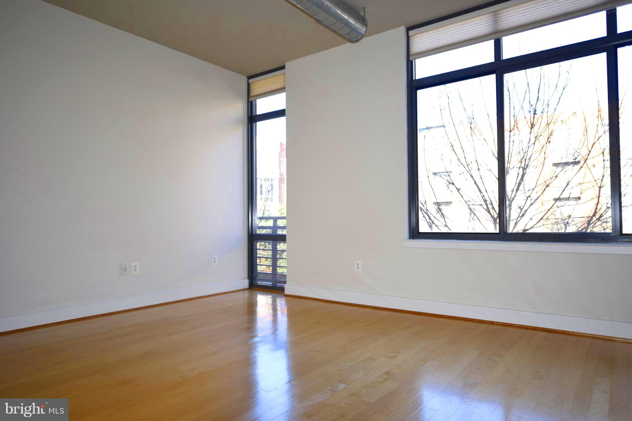 CONDOS AT CARLYLE SQUARE - Residential Lease