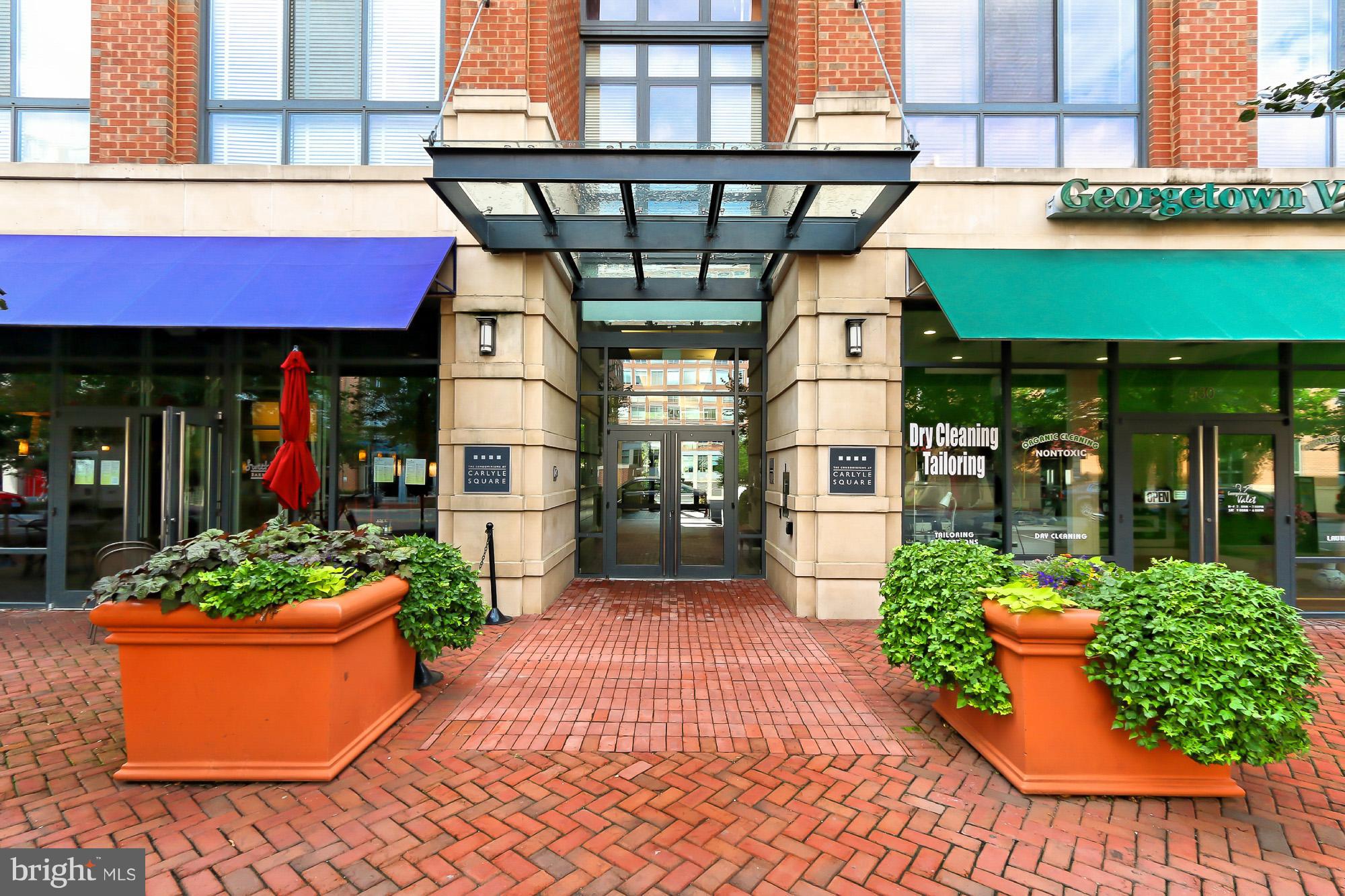 CONDOS AT CARLYLE SQUARE - Residential Lease