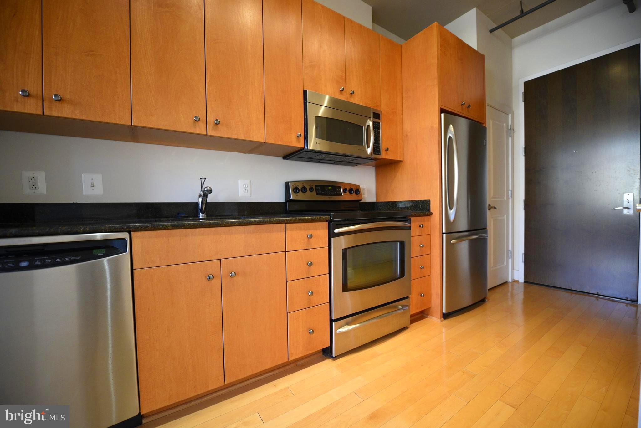 CONDOS AT CARLYLE SQUARE - Residential Lease