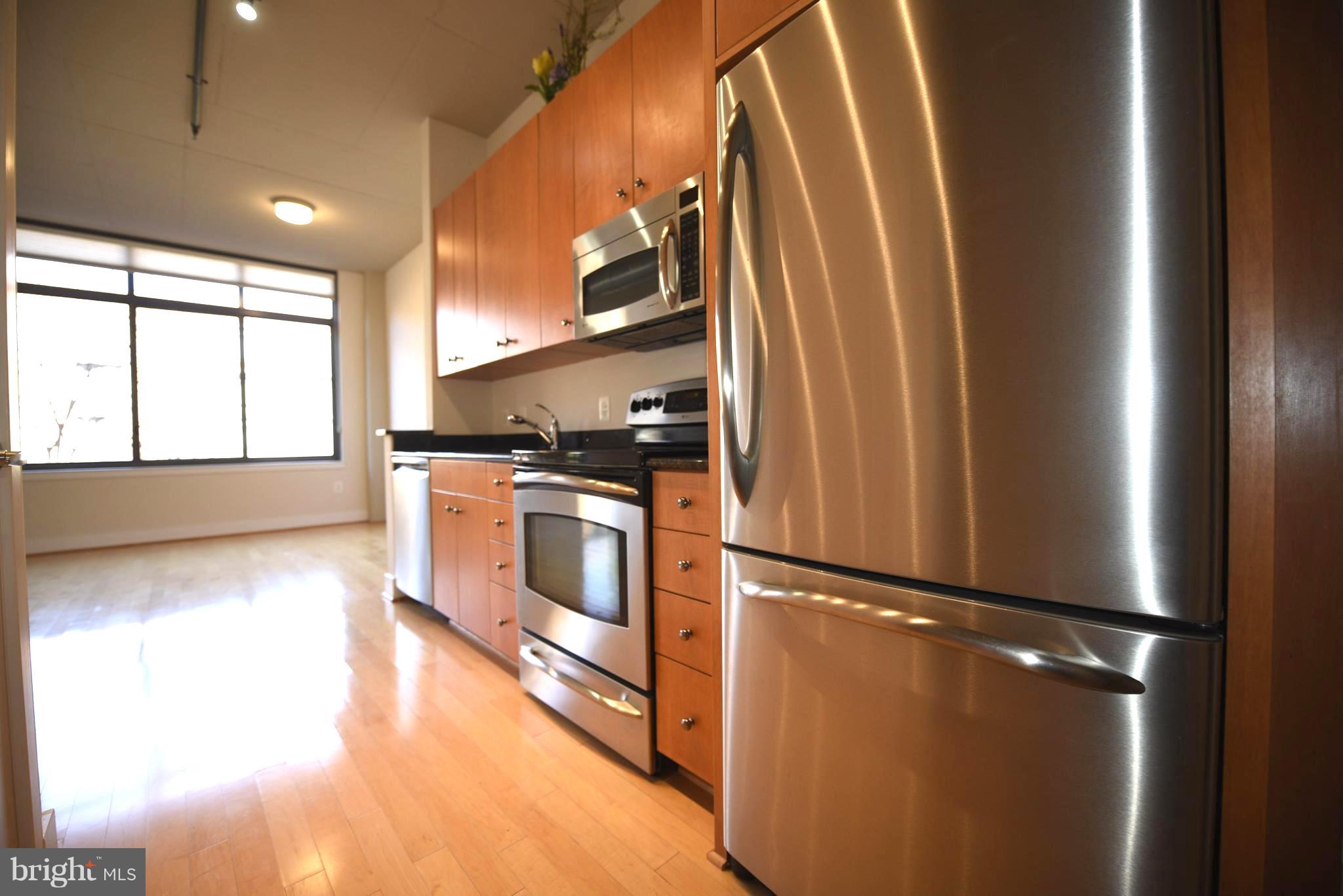 CONDOS AT CARLYLE SQUARE - Residential Lease