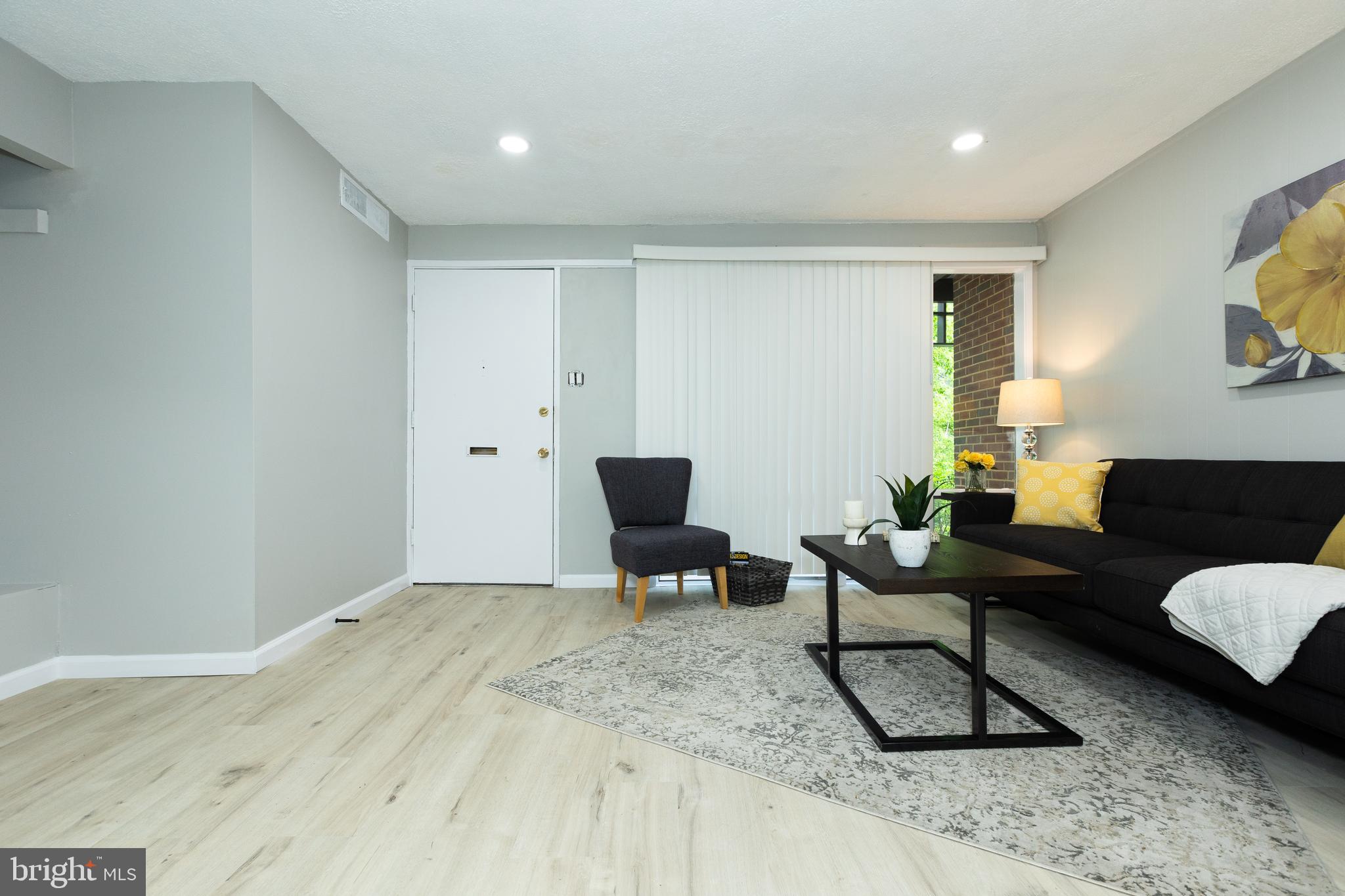 WOODMONT SPRINGS - Residential