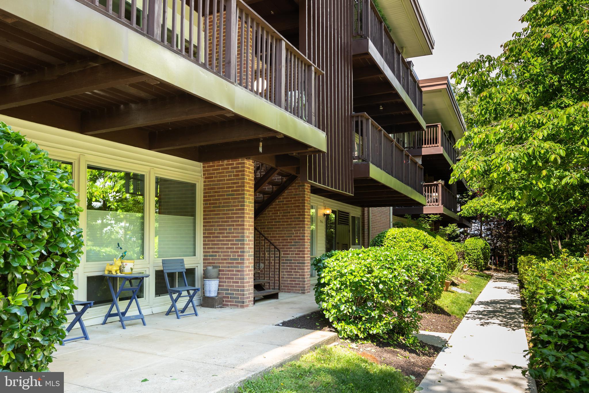 WOODMONT SPRINGS - Residential