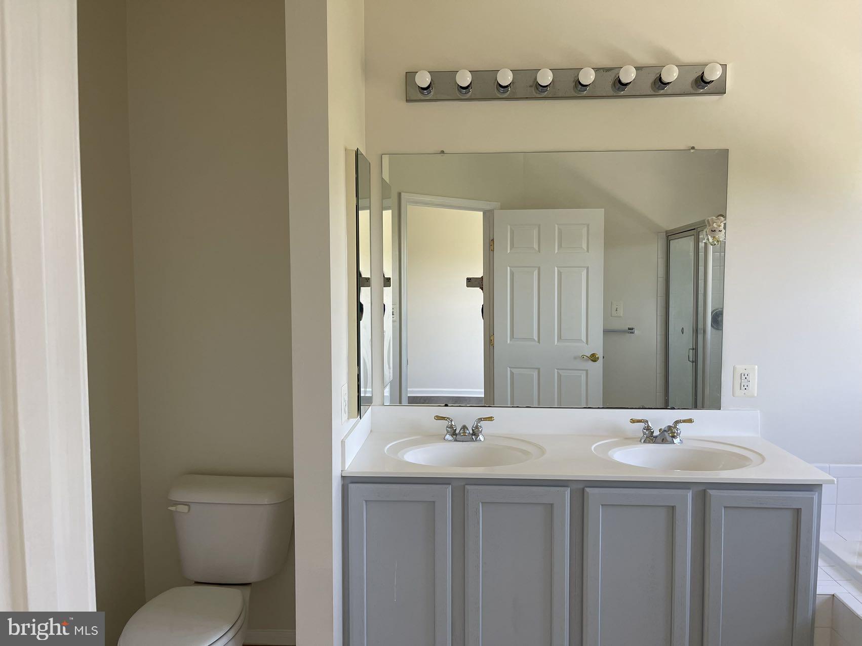 VILLAGES OF URBANA - Residential