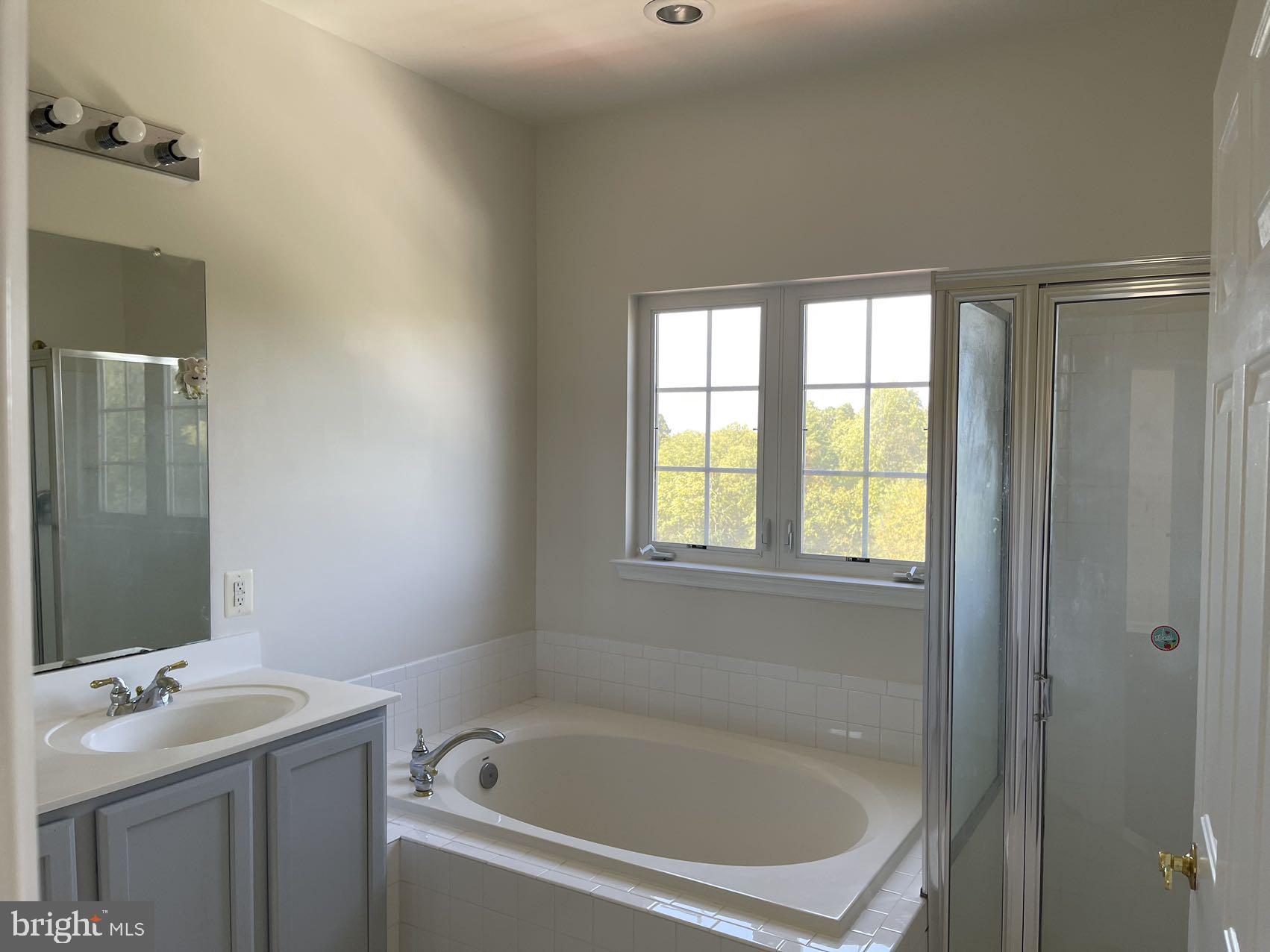 VILLAGES OF URBANA - Residential