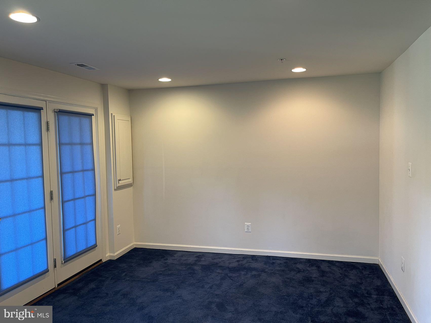 VILLAGES OF URBANA - Residential