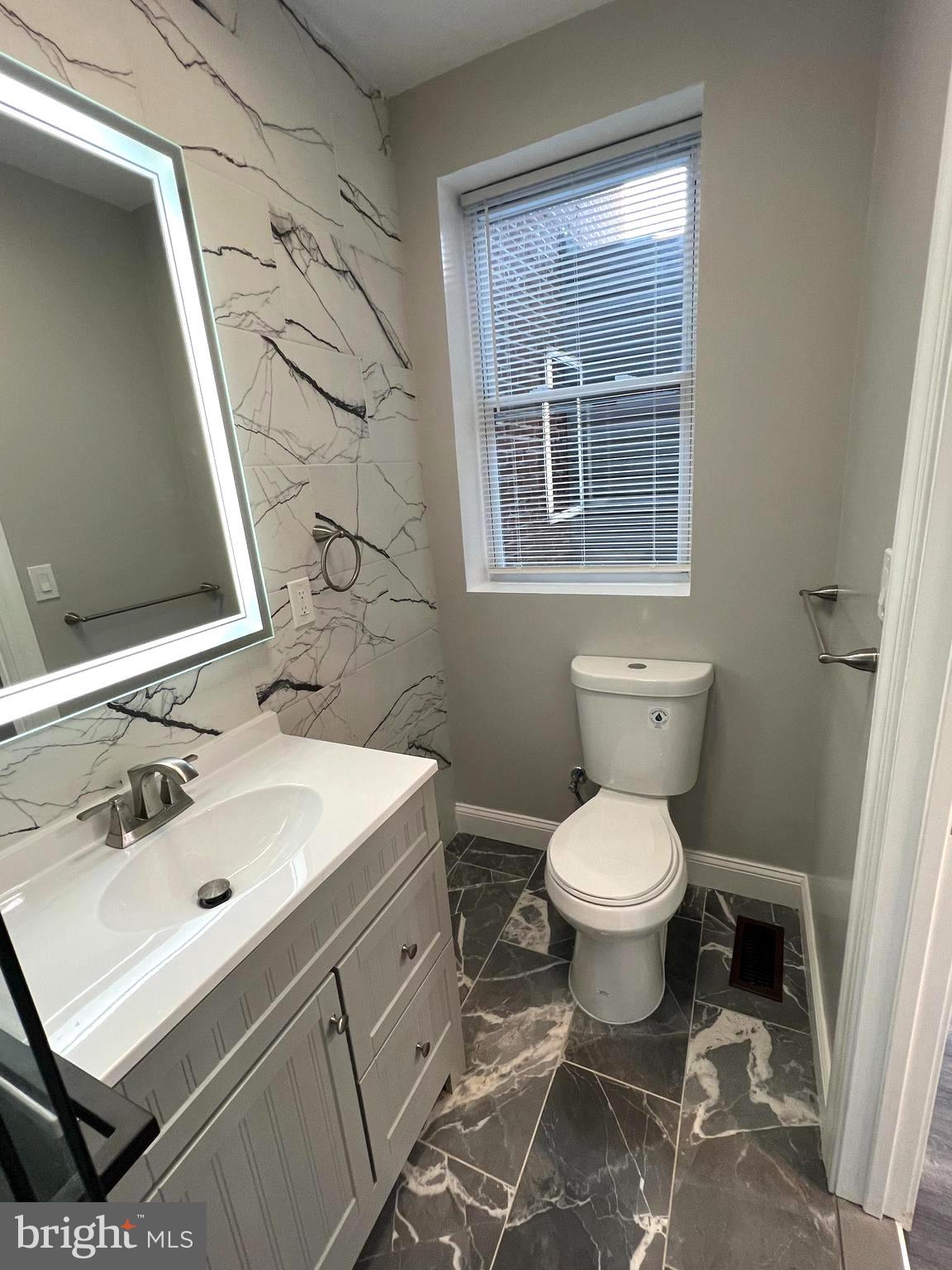 WEST OAK LANE - Residential