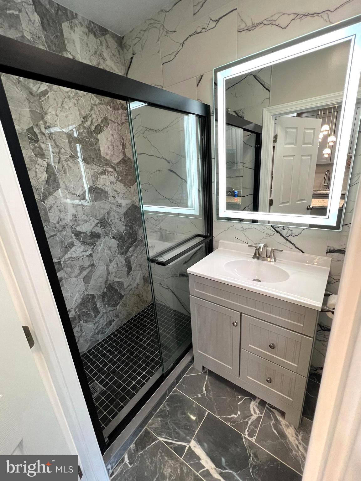 WEST OAK LANE - Residential