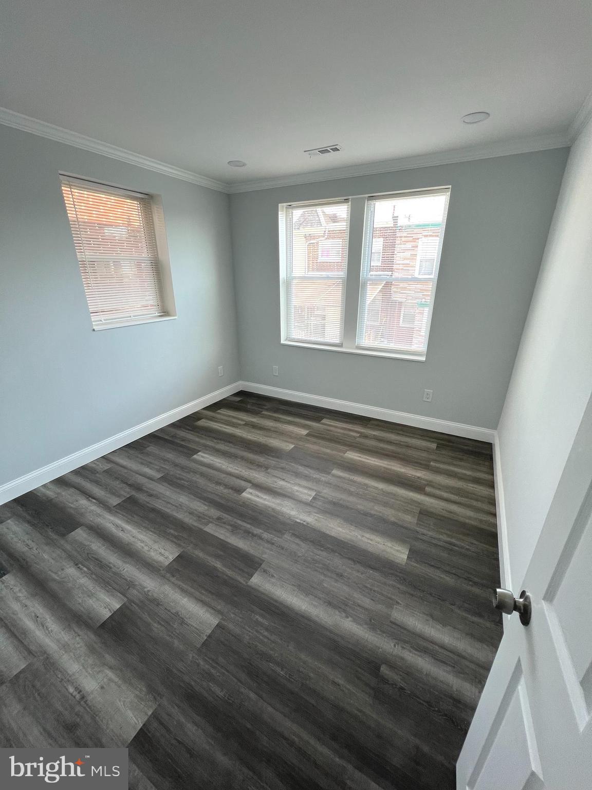 WEST OAK LANE - Residential