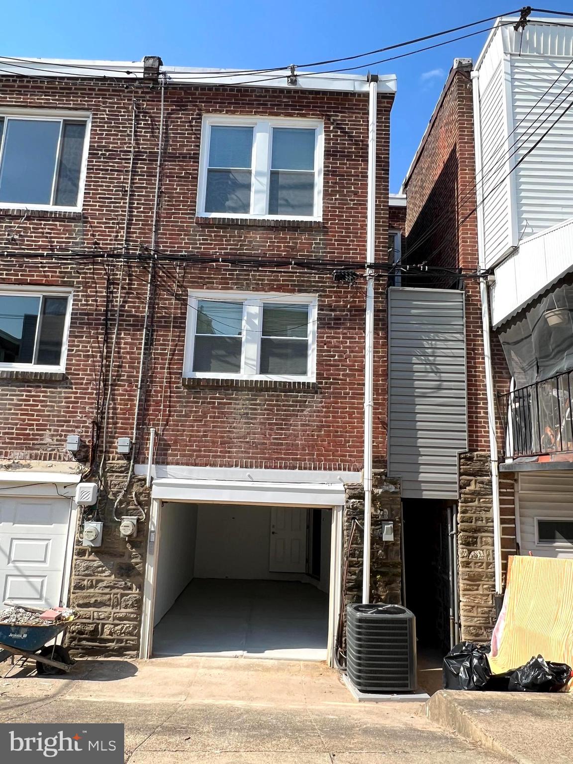 WEST OAK LANE - Residential