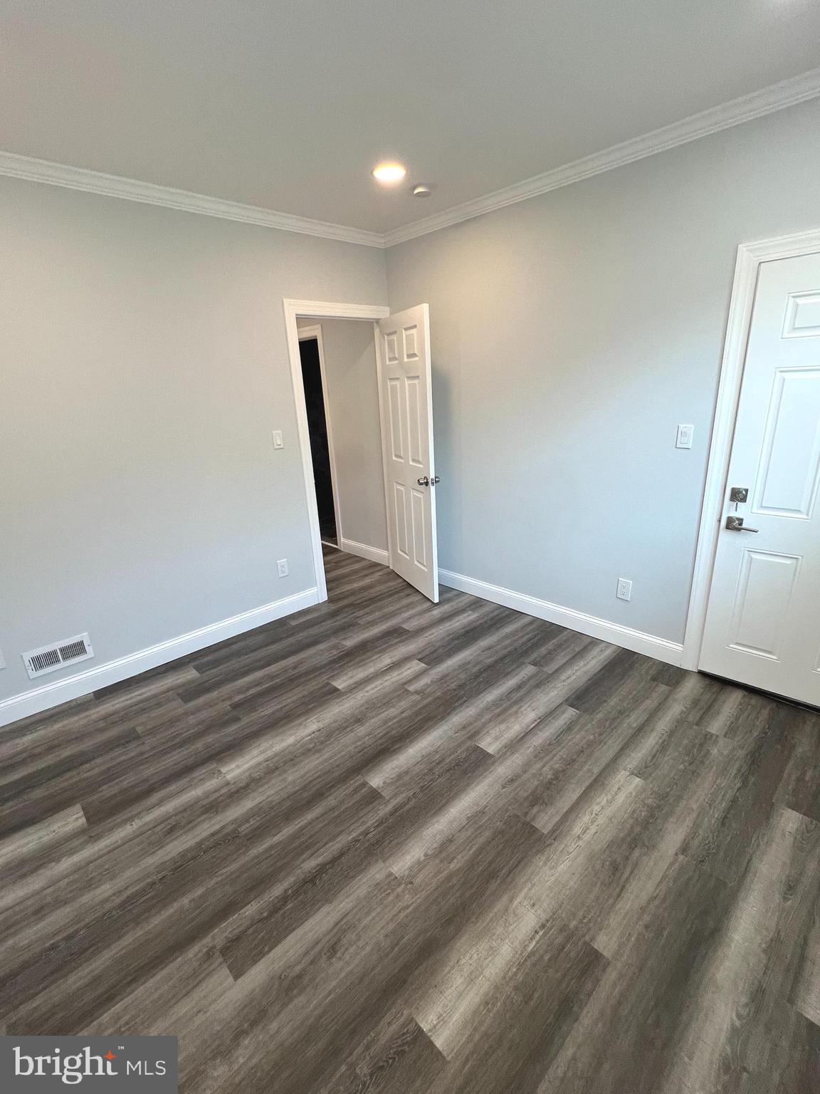 WEST OAK LANE - Residential