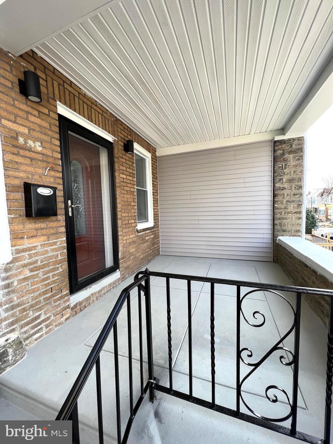 WEST OAK LANE - Residential