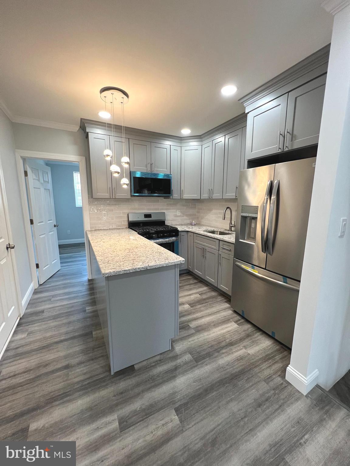 WEST OAK LANE - Residential