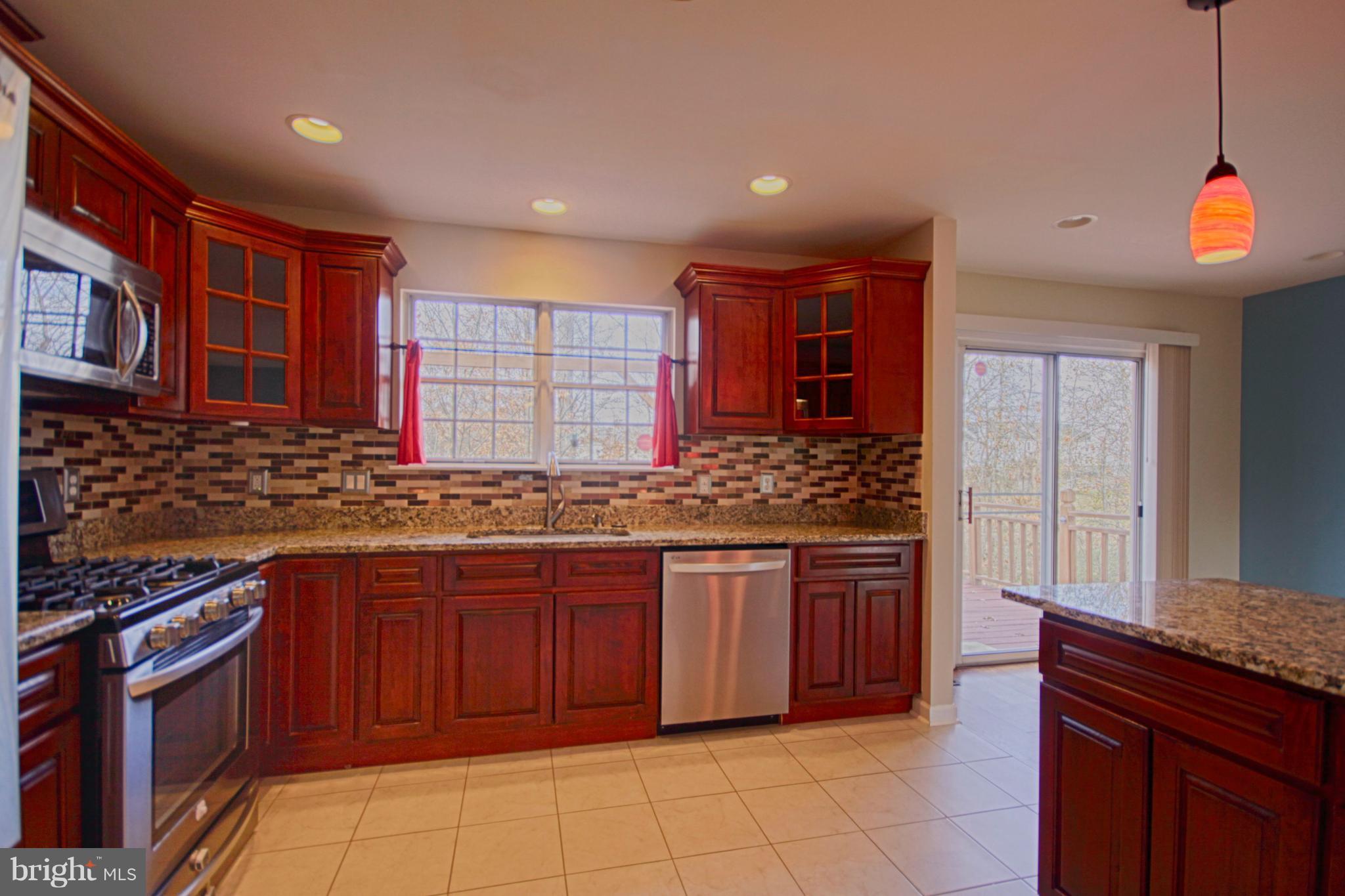 LONDON TOWN WEST - Residential Lease