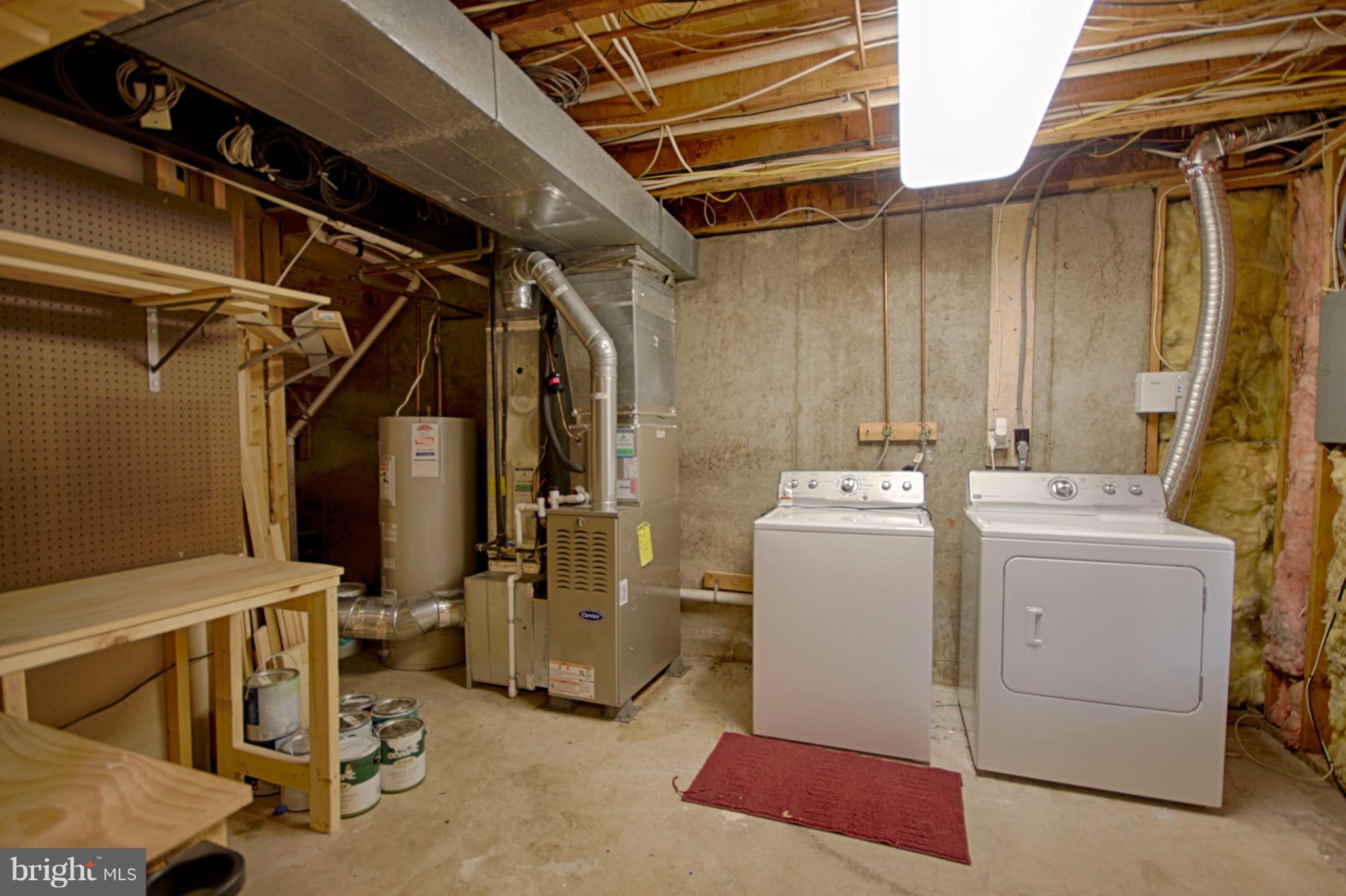 LONDON TOWN WEST - Residential Lease