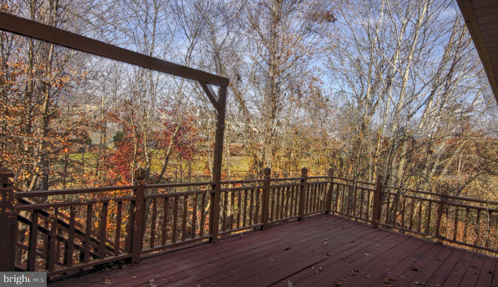 LONDON TOWN WEST - Residential Lease