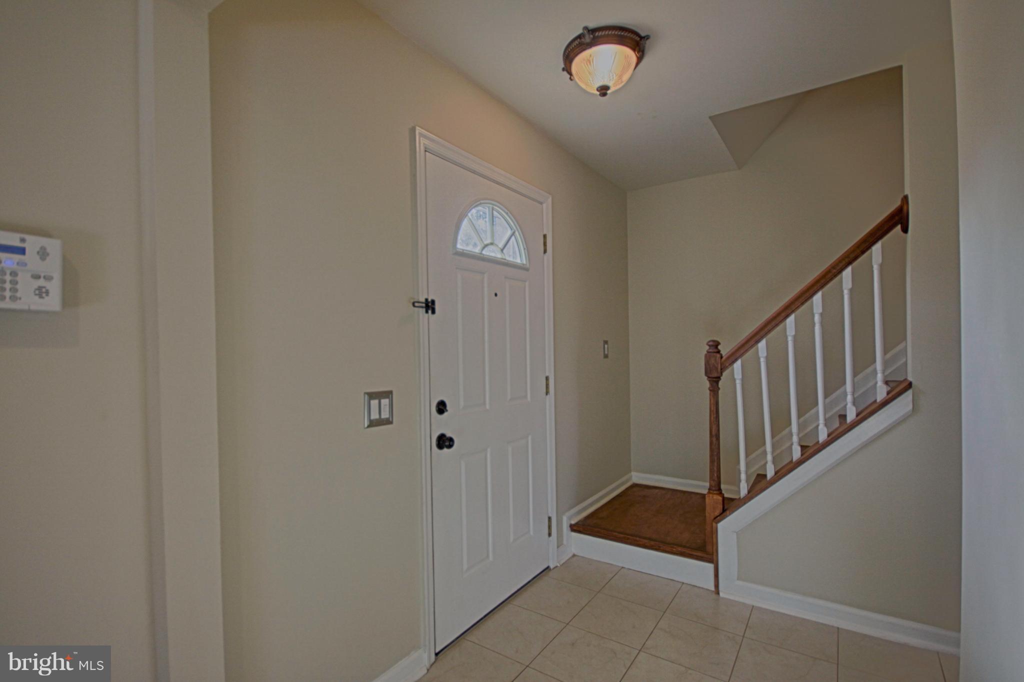 LONDON TOWN WEST - Residential Lease