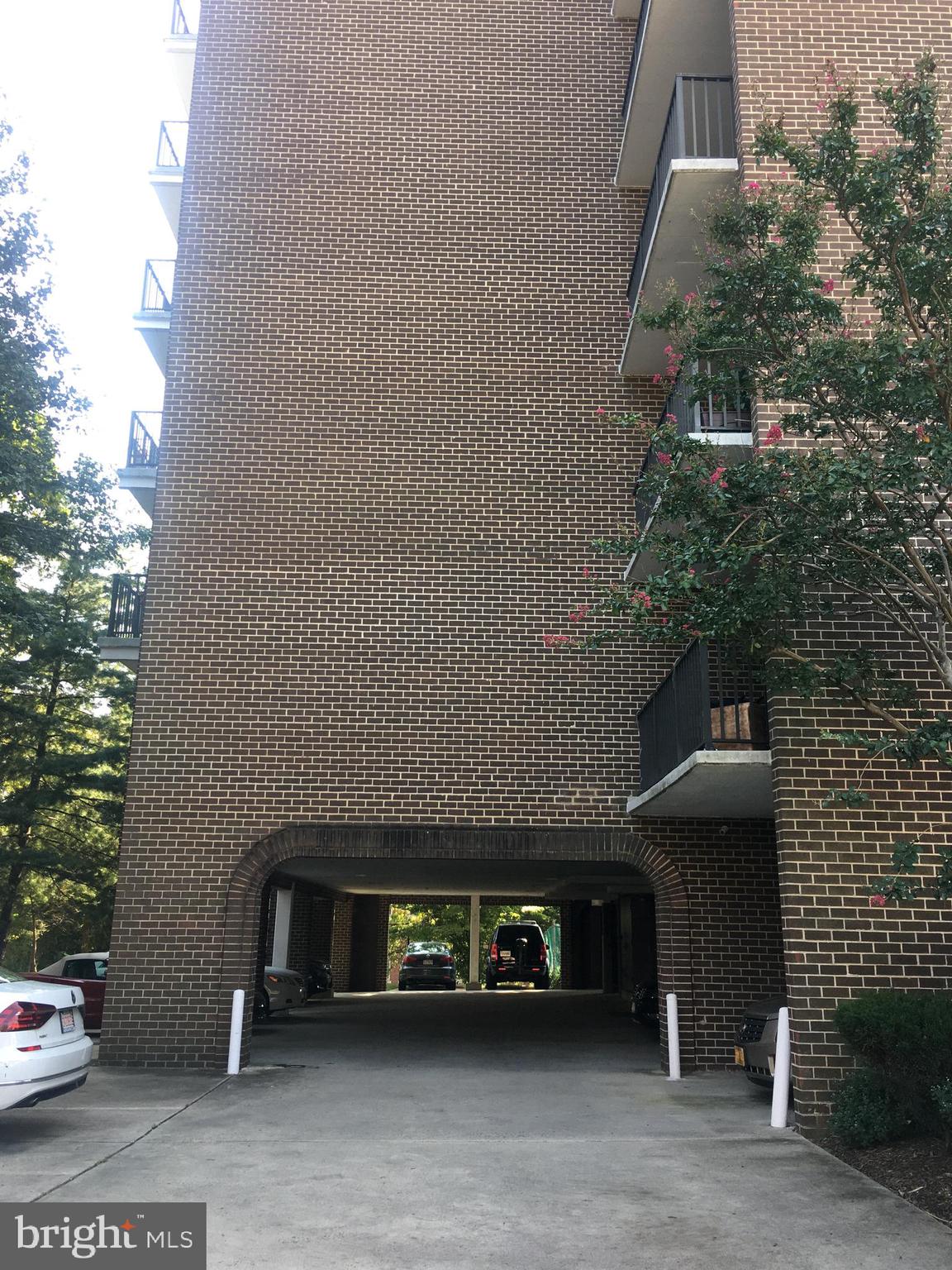 RADNOR - FORT MYER HEIGHTS - Residential Lease