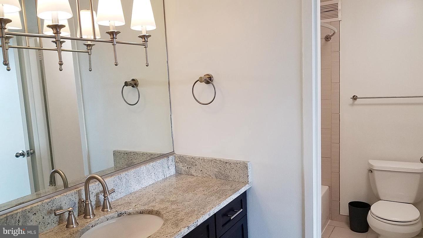 RADNOR - FORT MYER HEIGHTS - Residential Lease