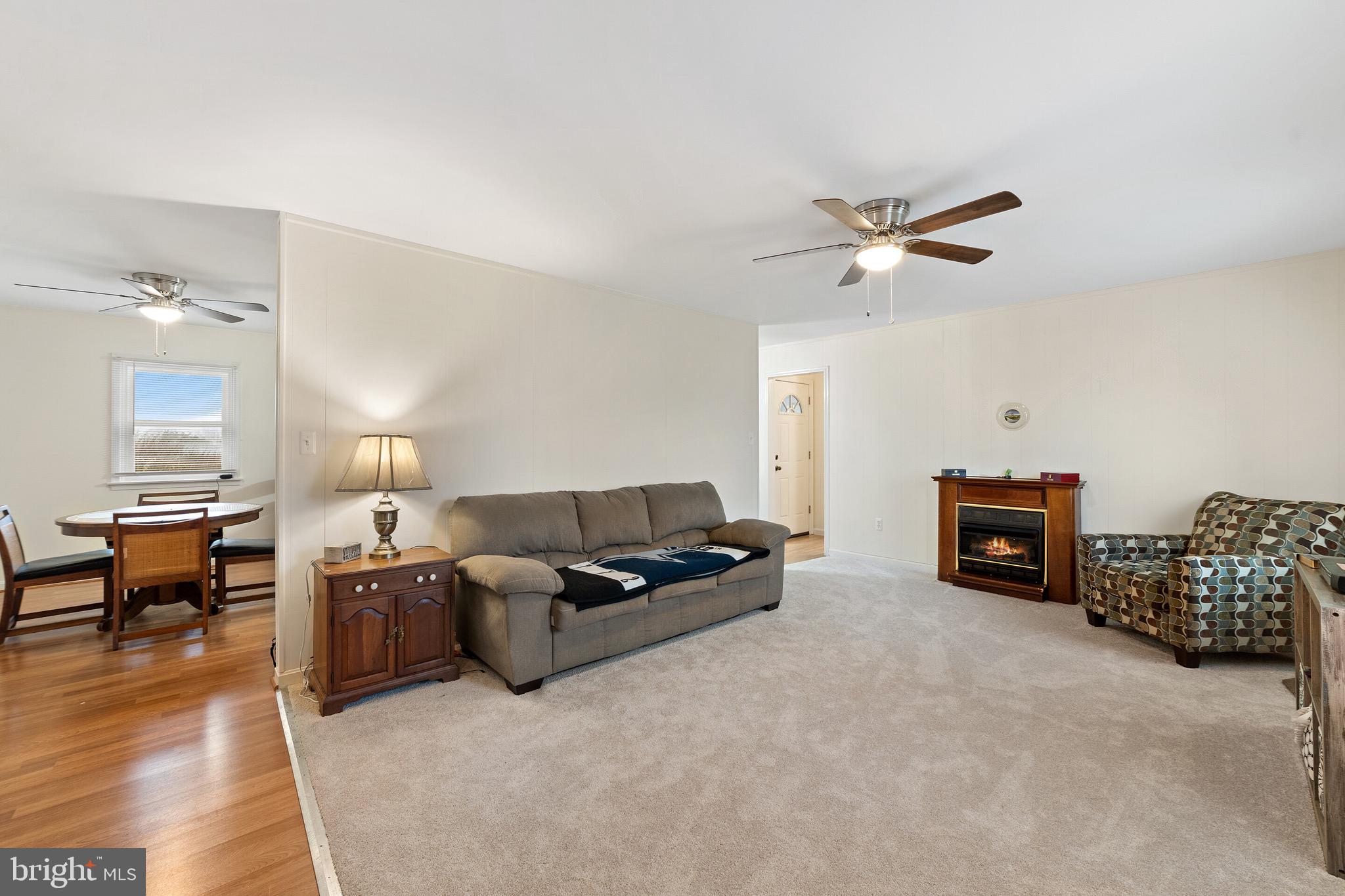 CRESTWOOD KNOLLS PH 1 - Residential