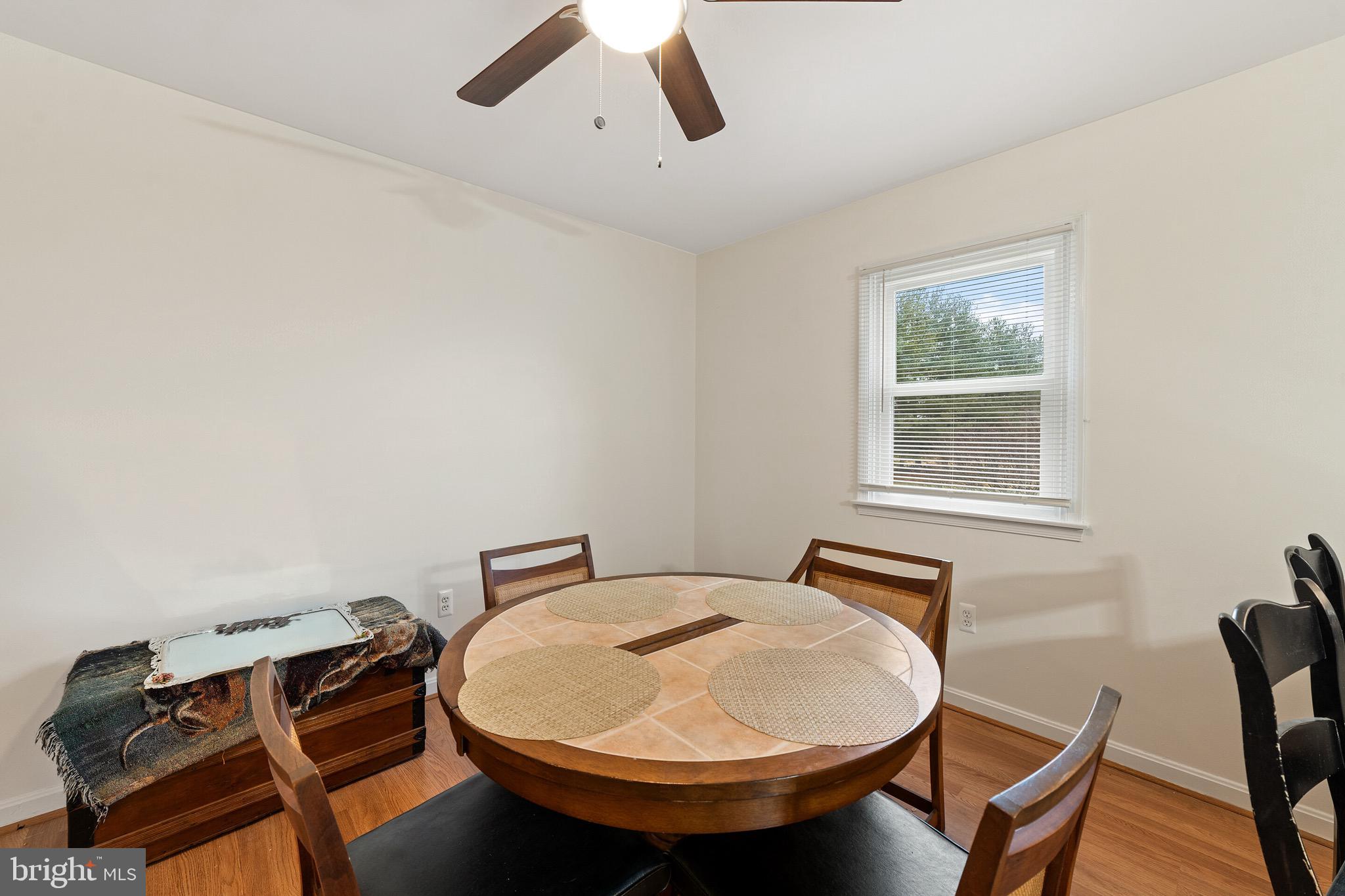 CRESTWOOD KNOLLS PH 1 - Residential