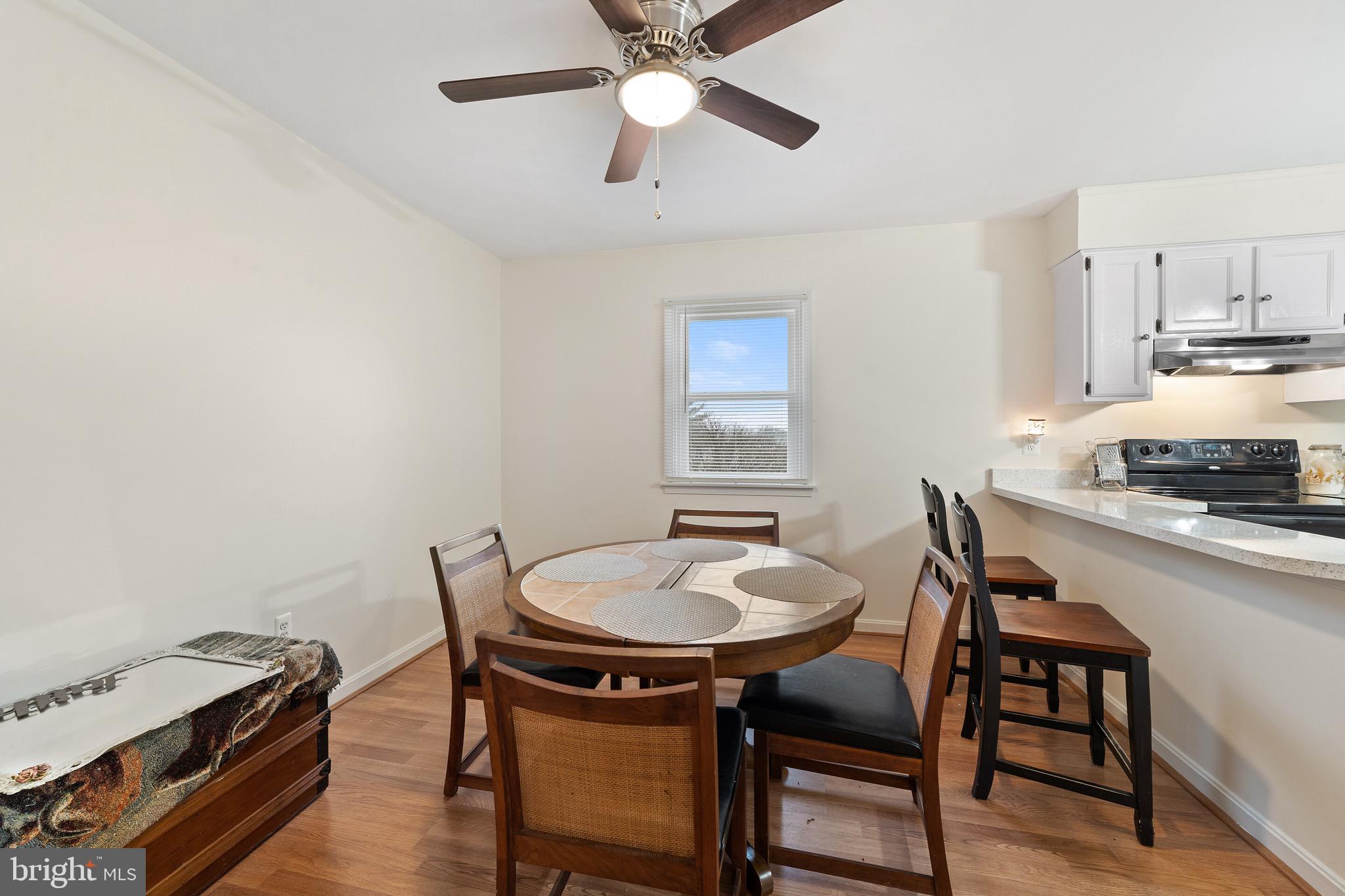 CRESTWOOD KNOLLS PH 1 - Residential