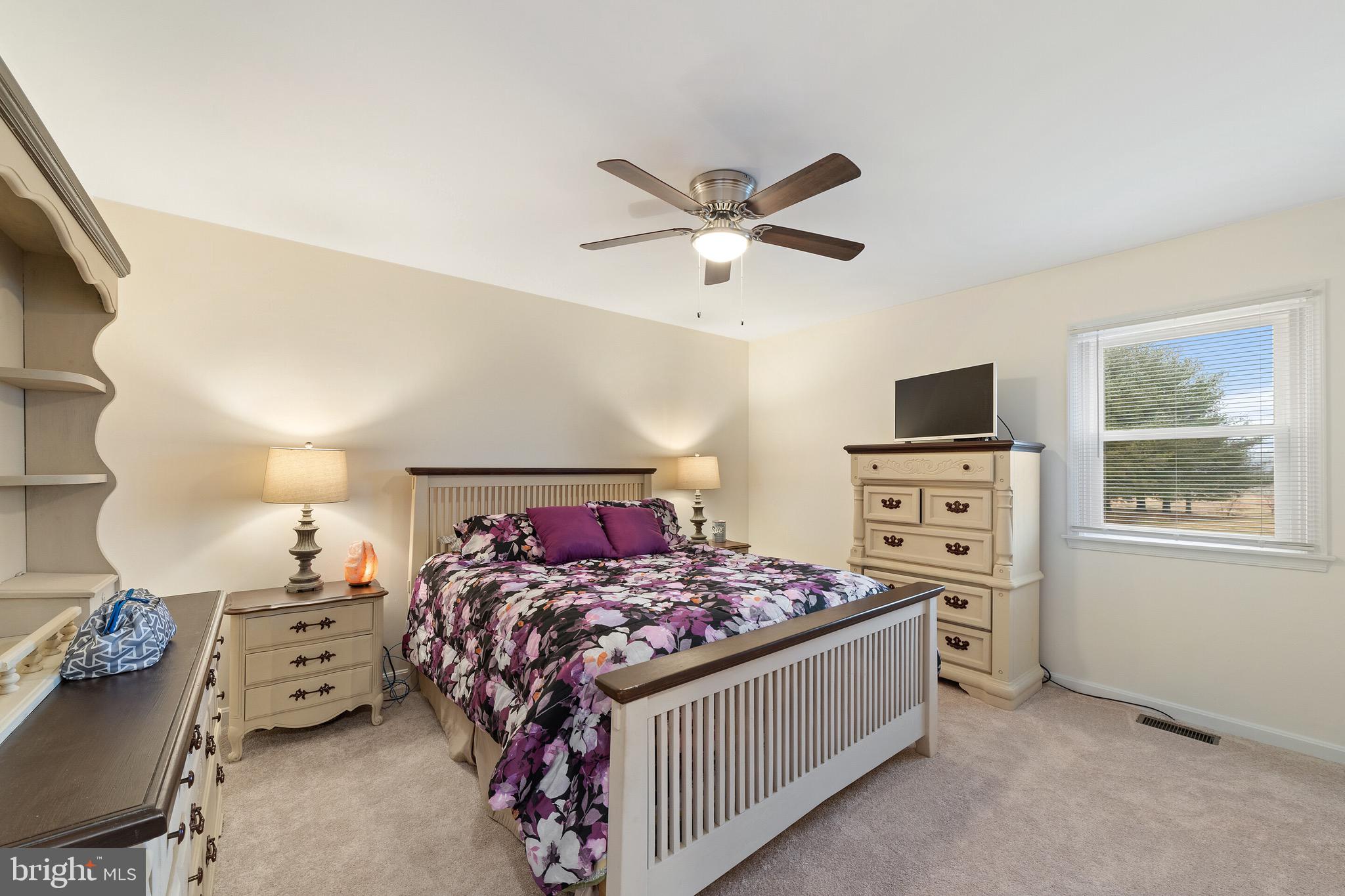 CRESTWOOD KNOLLS PH 1 - Residential