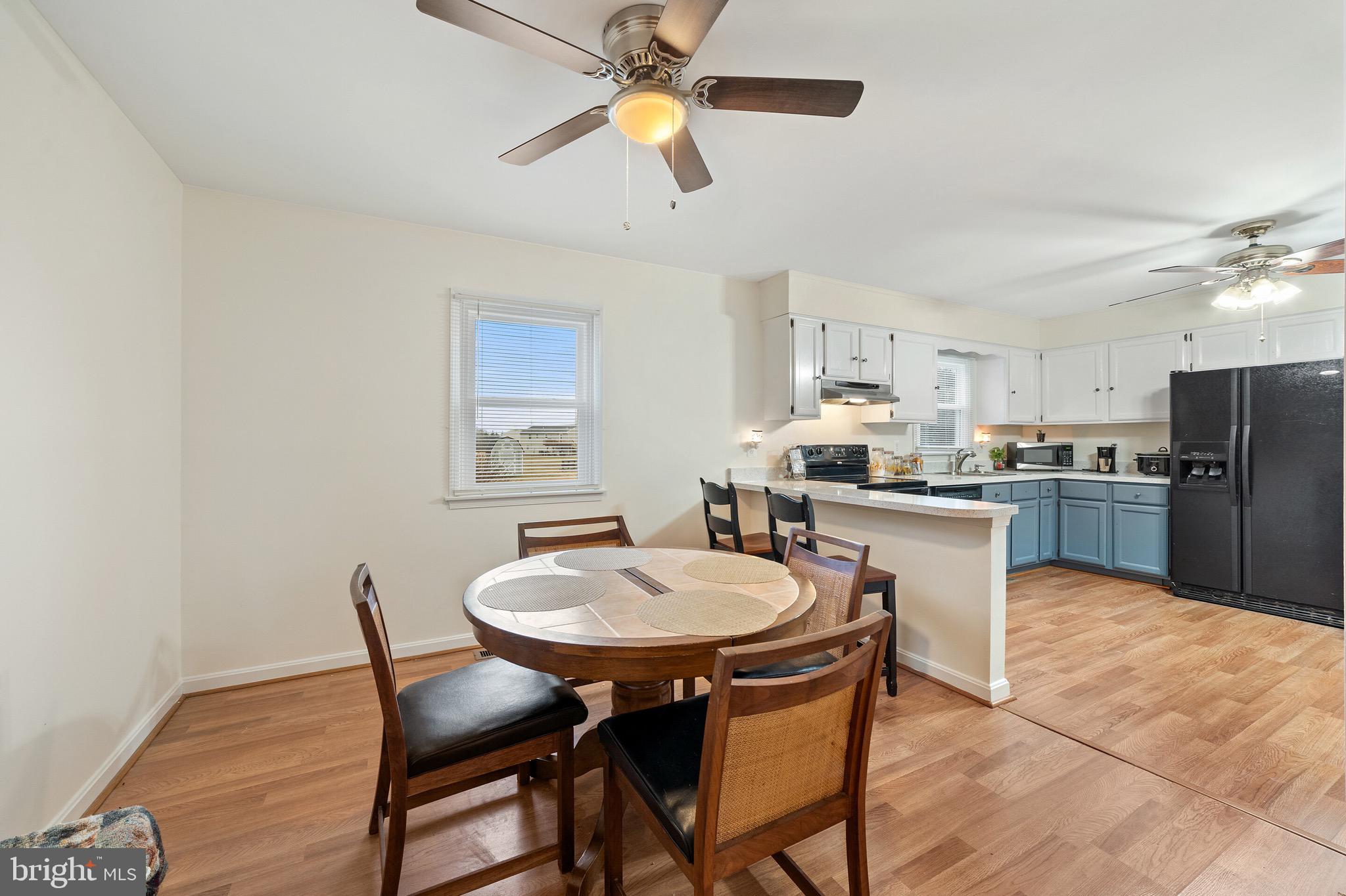 CRESTWOOD KNOLLS PH 1 - Residential