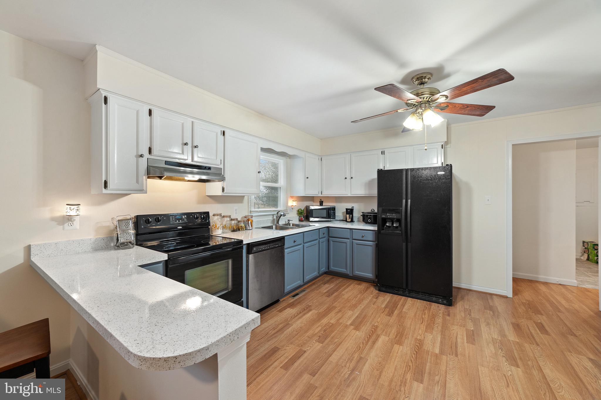 CRESTWOOD KNOLLS PH 1 - Residential