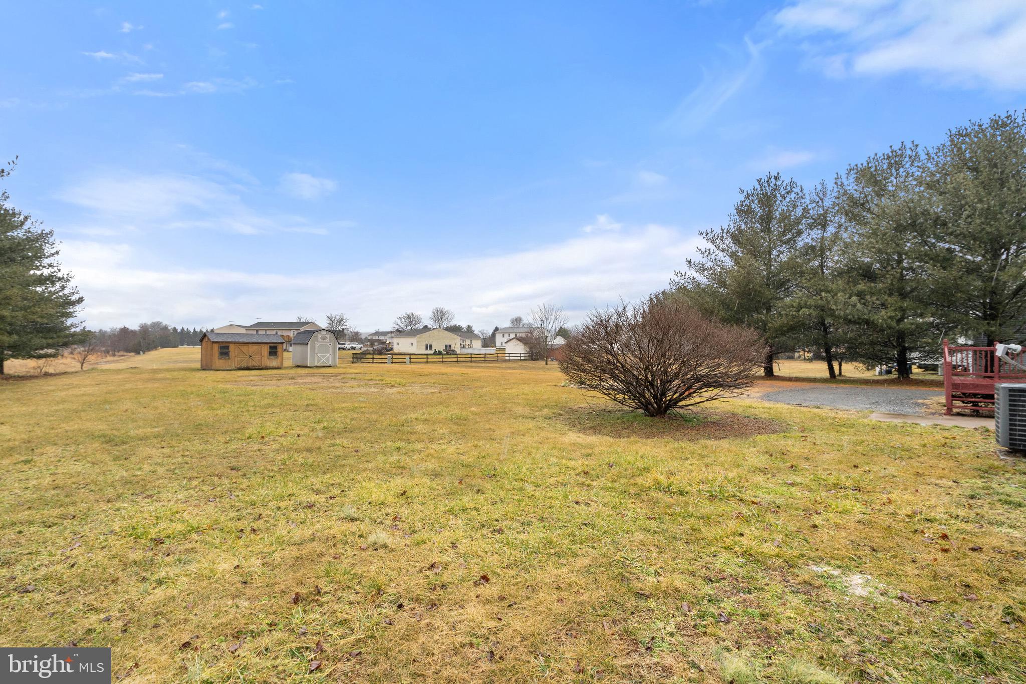 CRESTWOOD KNOLLS PH 1 - Residential