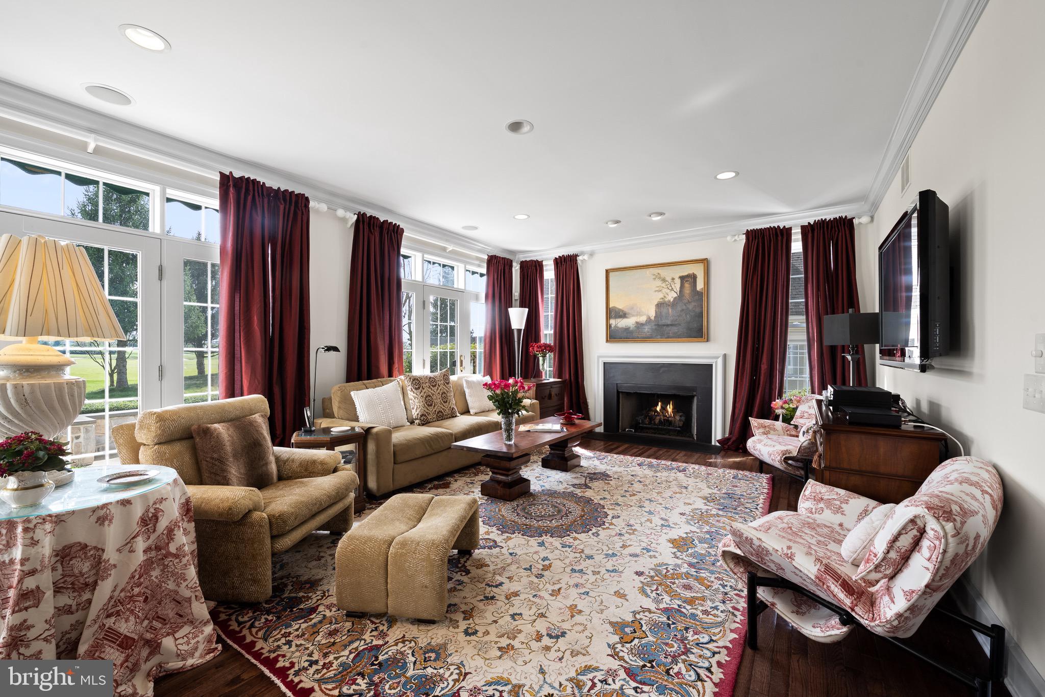 APPLEBROOK - Residential