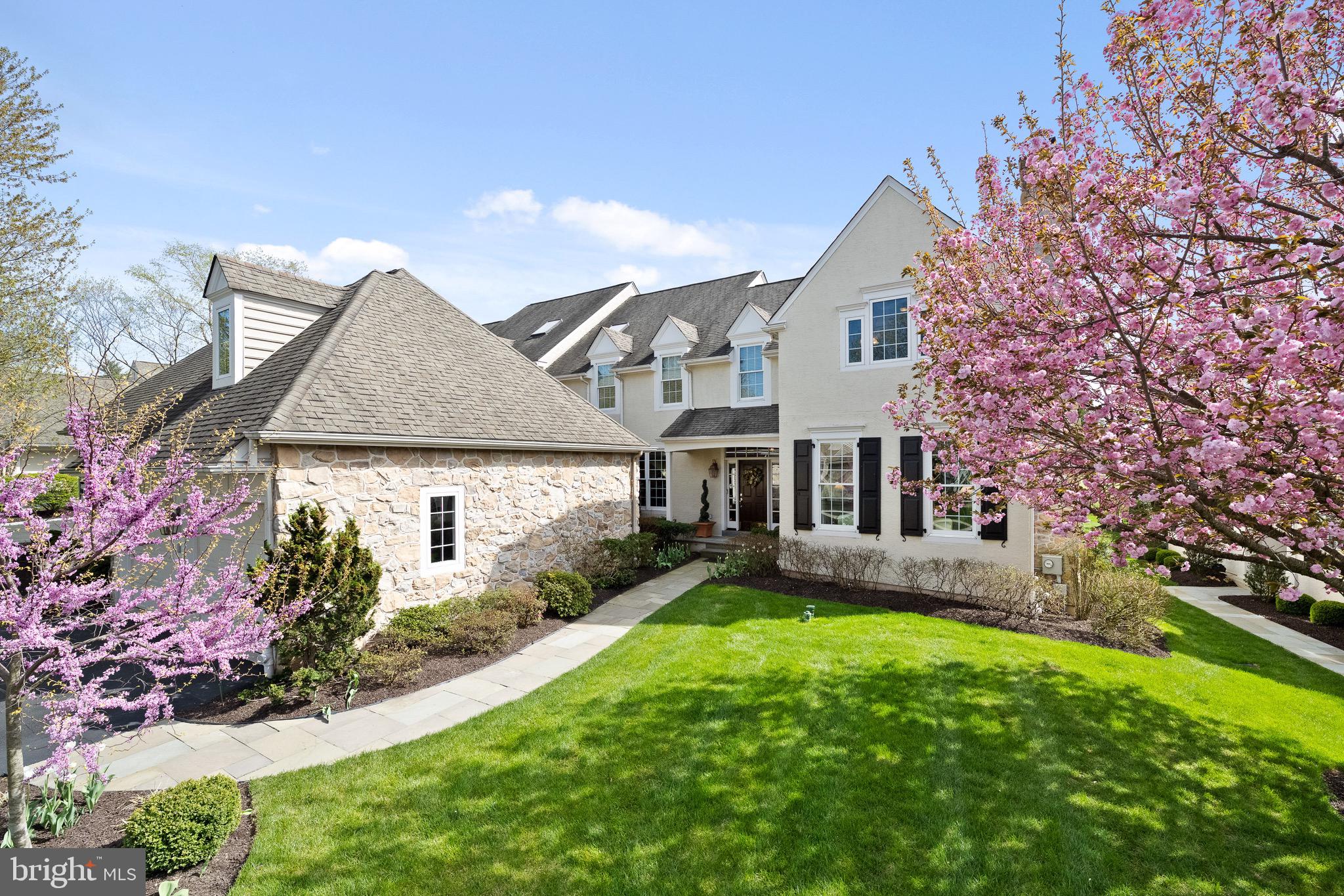 APPLEBROOK - Residential