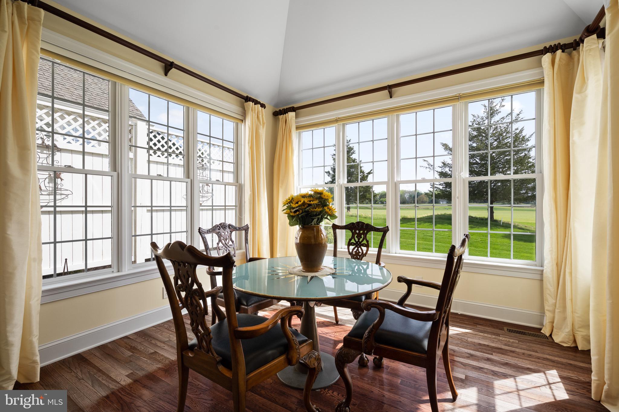 APPLEBROOK - Residential