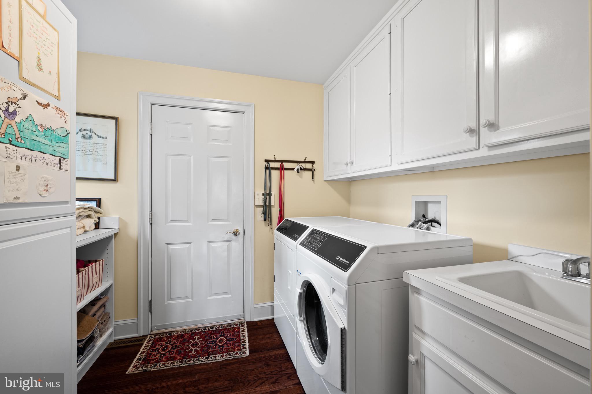 APPLEBROOK - Residential