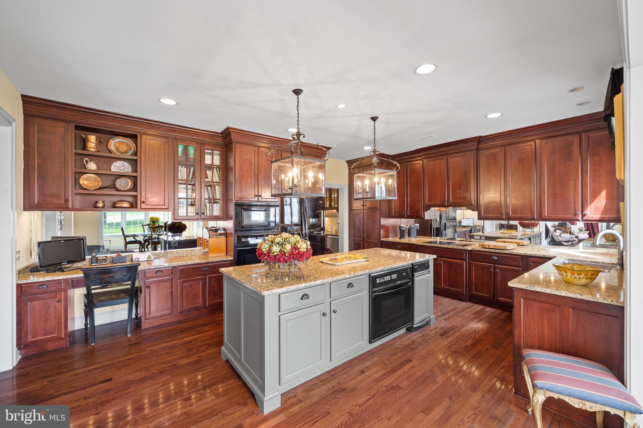 APPLEBROOK - Residential