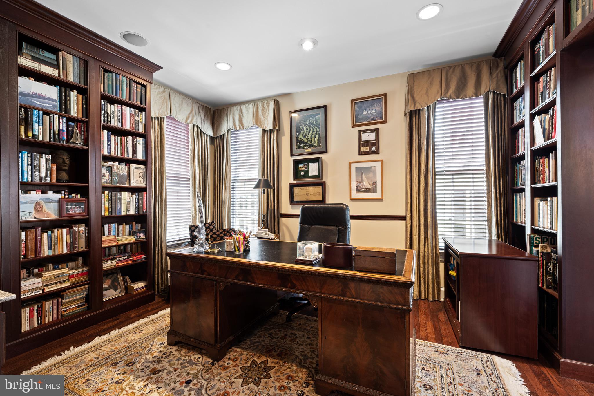 APPLEBROOK - Residential