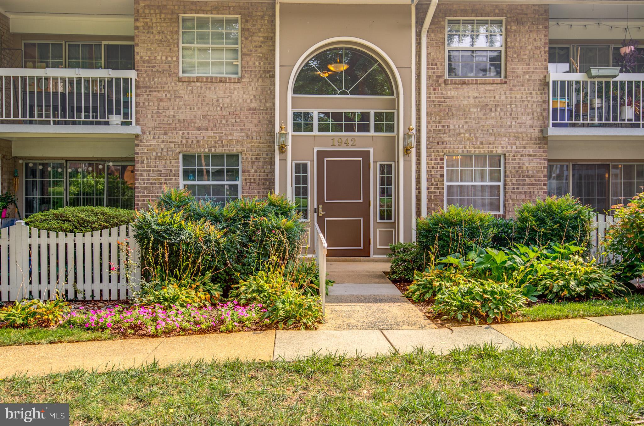 1942 KENNEDY DRIVE 104