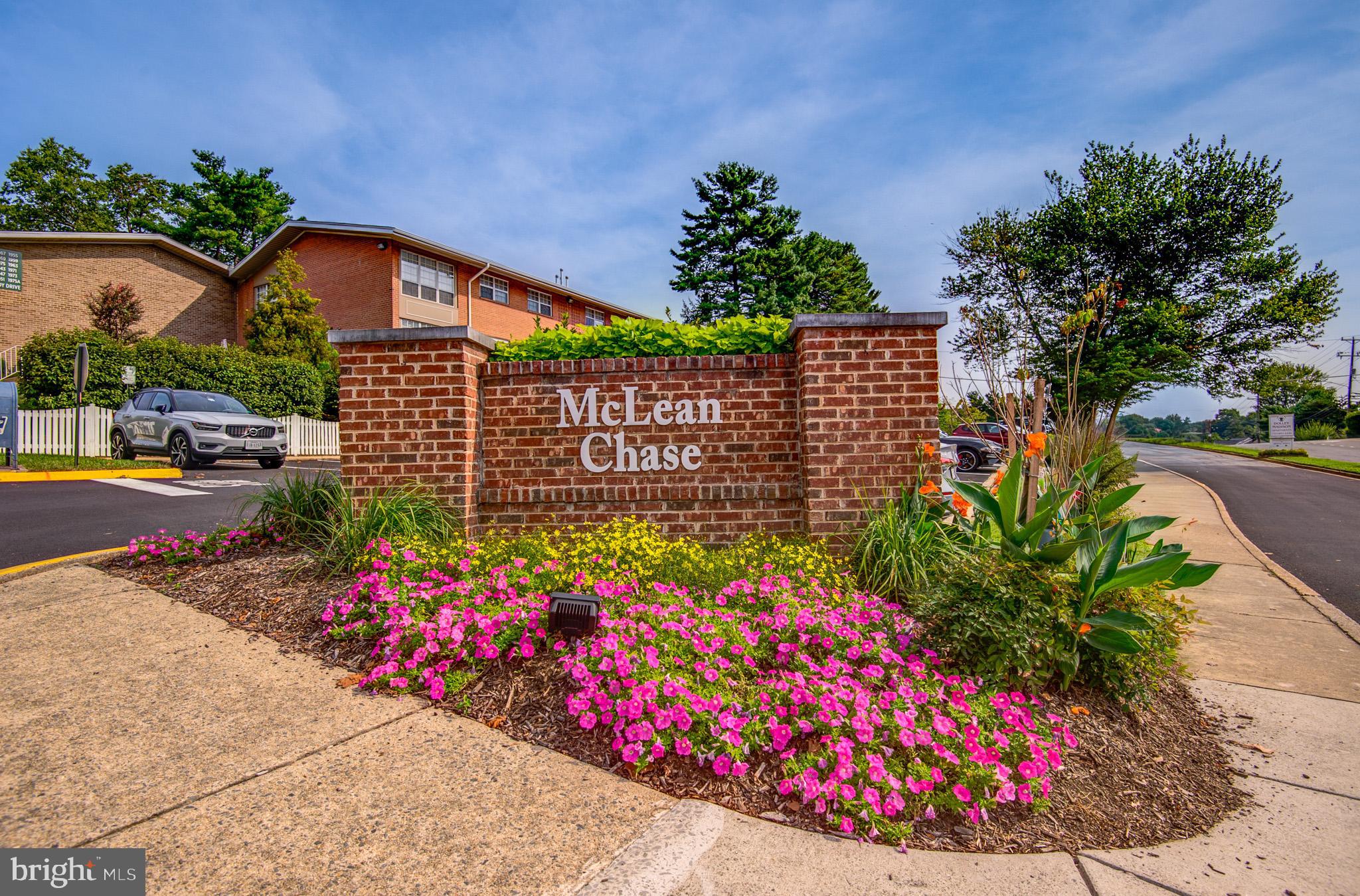1942 KENNEDY DRIVE 104