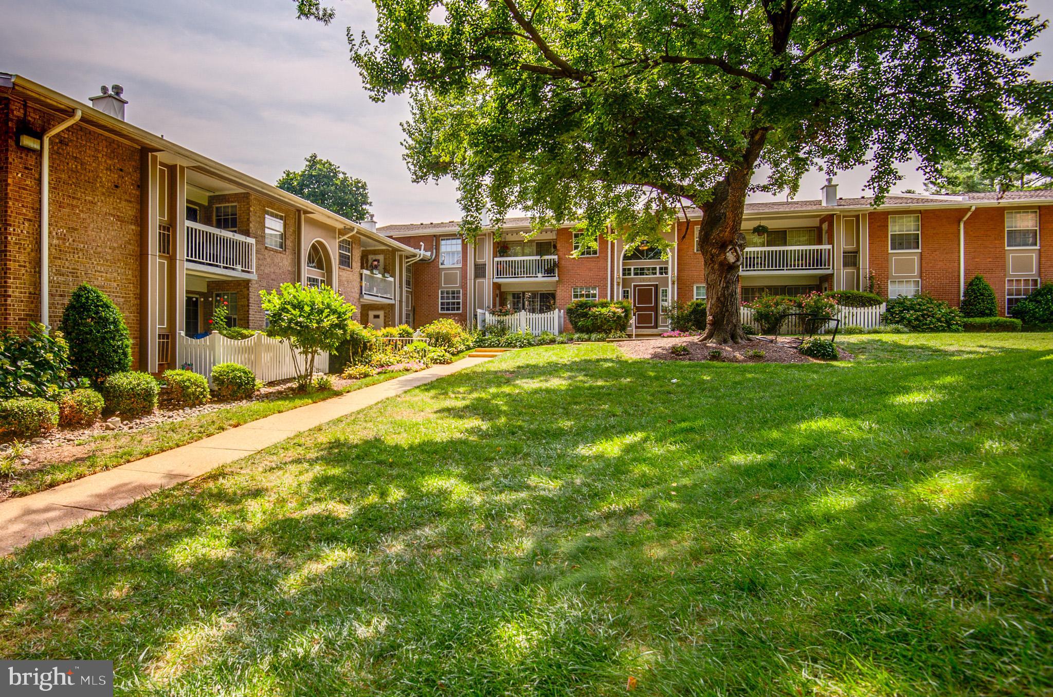 1942 KENNEDY DRIVE 104