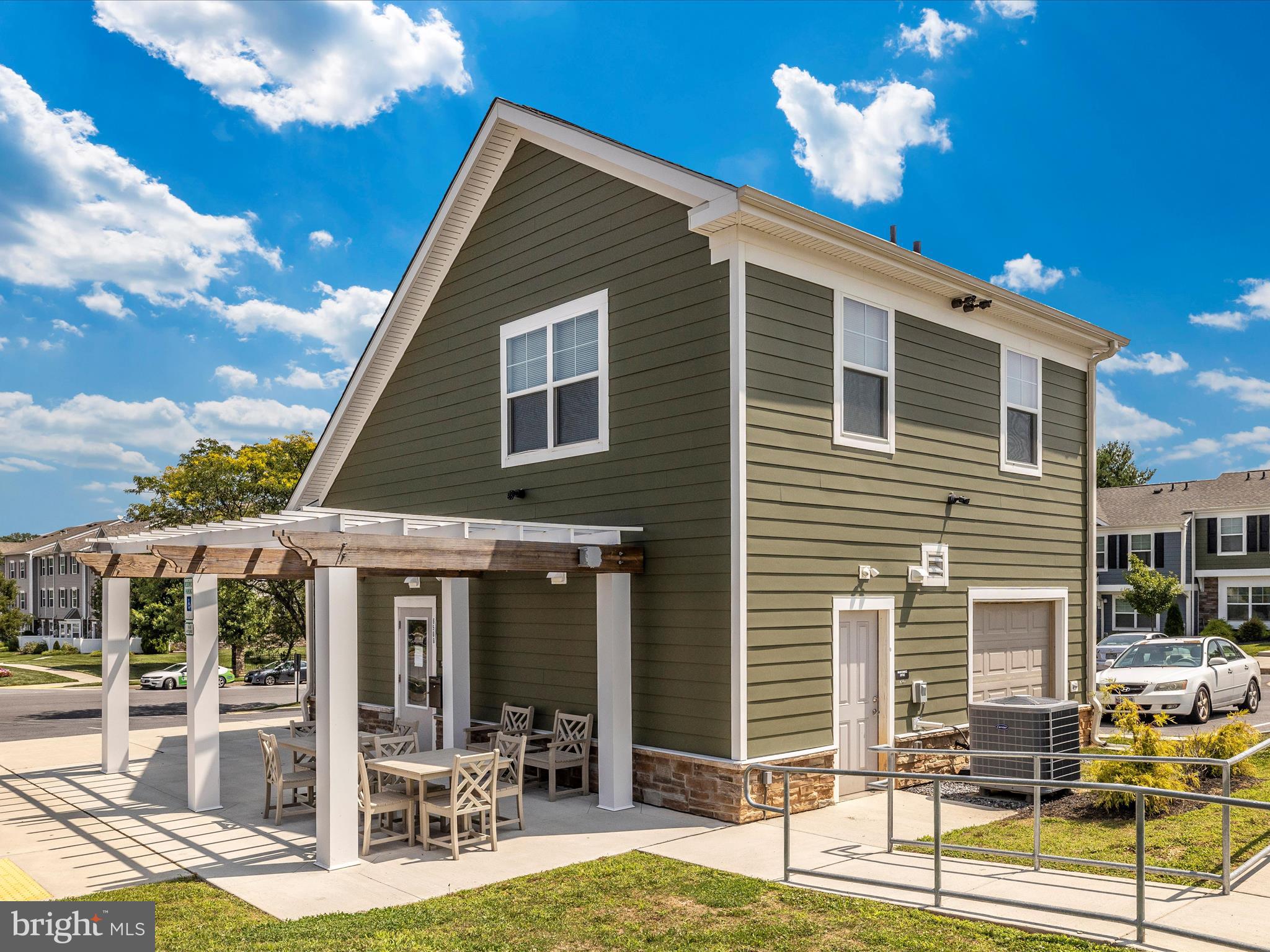 RESERVOIR RIDGE - Residential