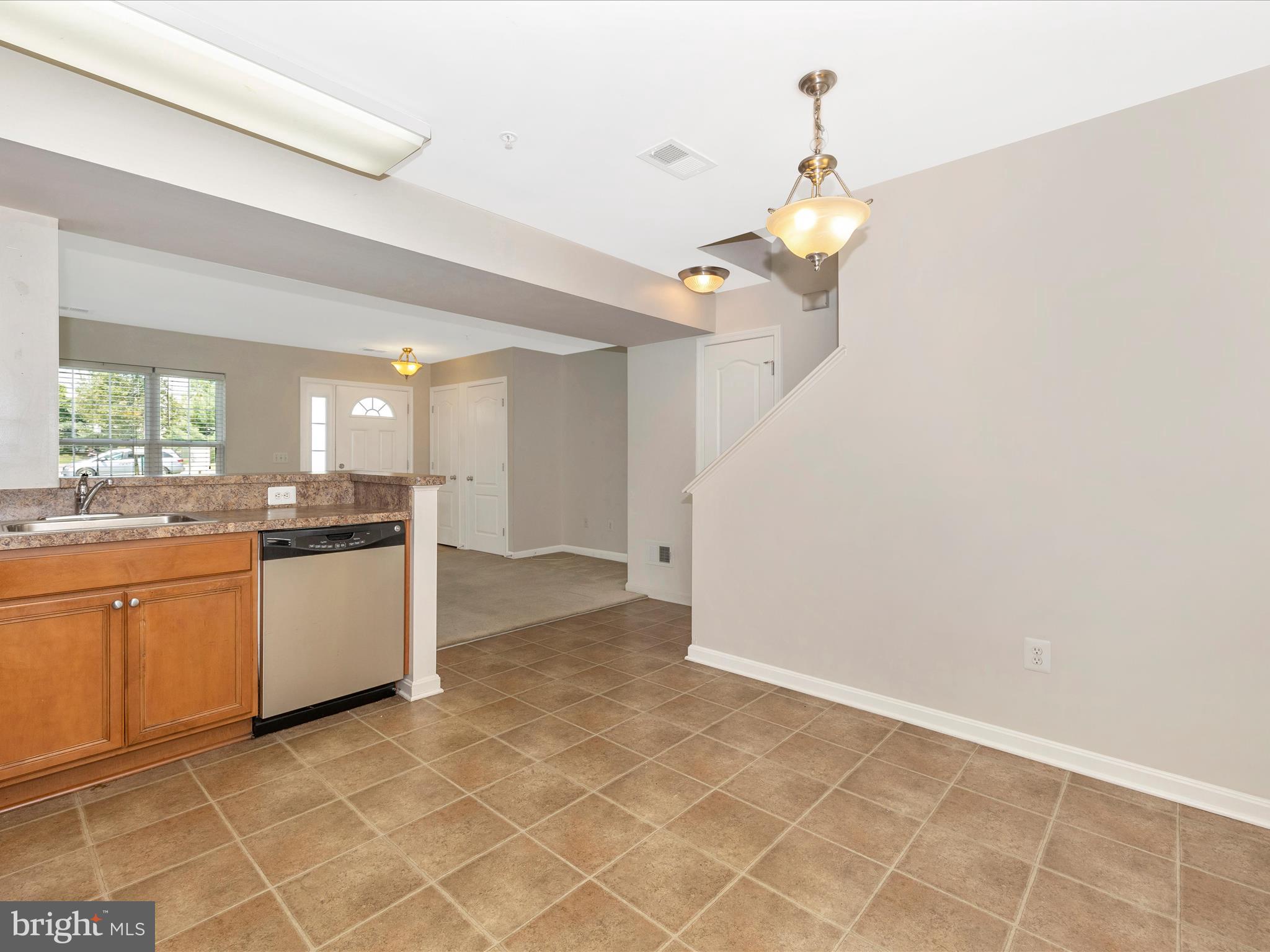 RESERVOIR RIDGE - Residential