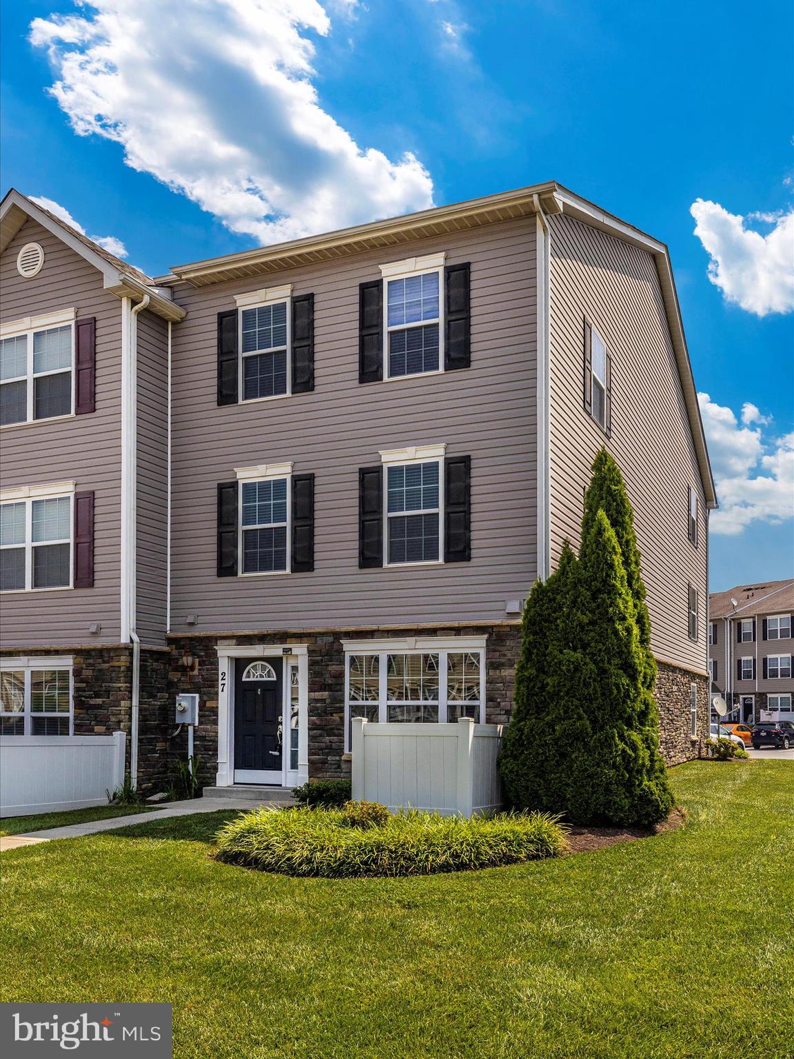 RESERVOIR RIDGE - Residential