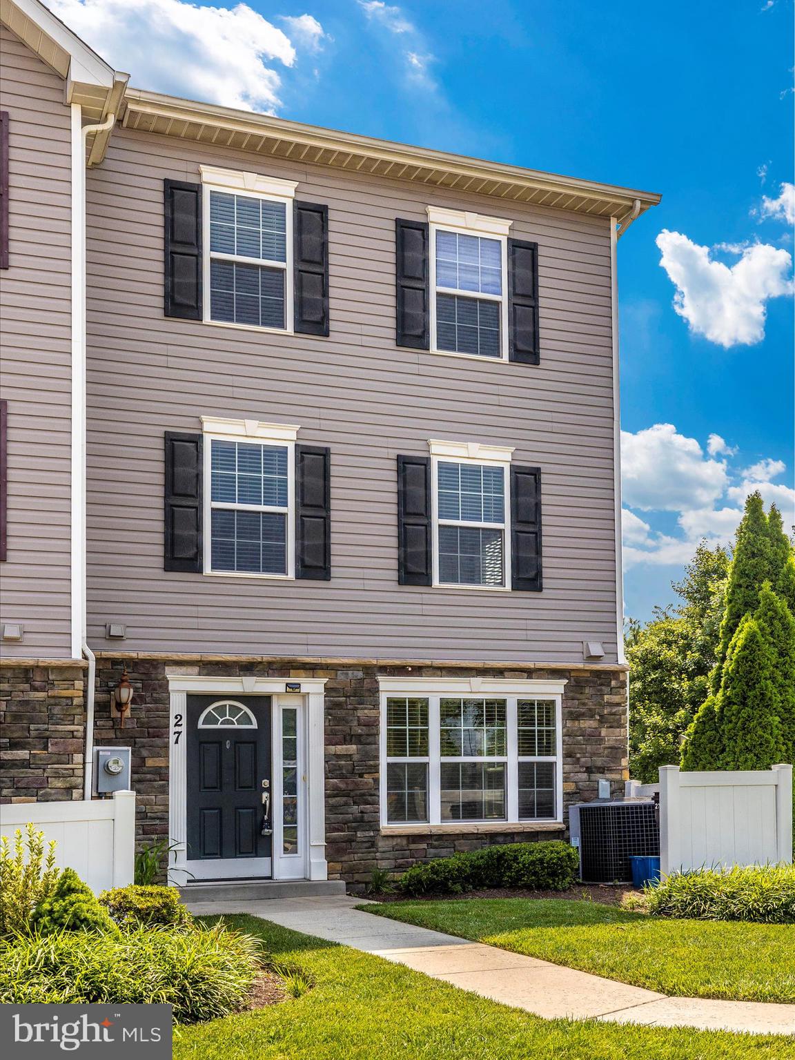 RESERVOIR RIDGE - Residential