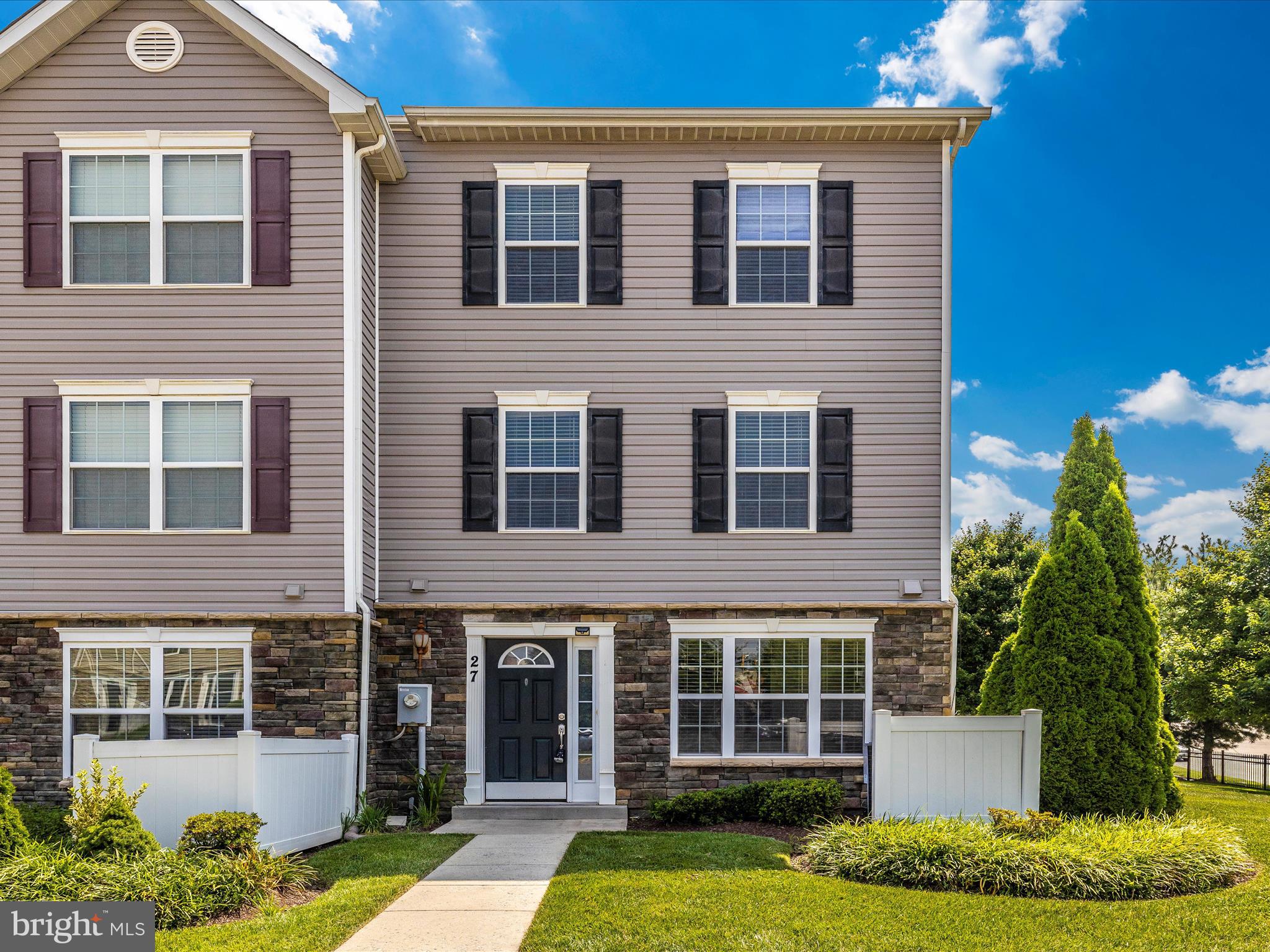 RESERVOIR RIDGE - Residential