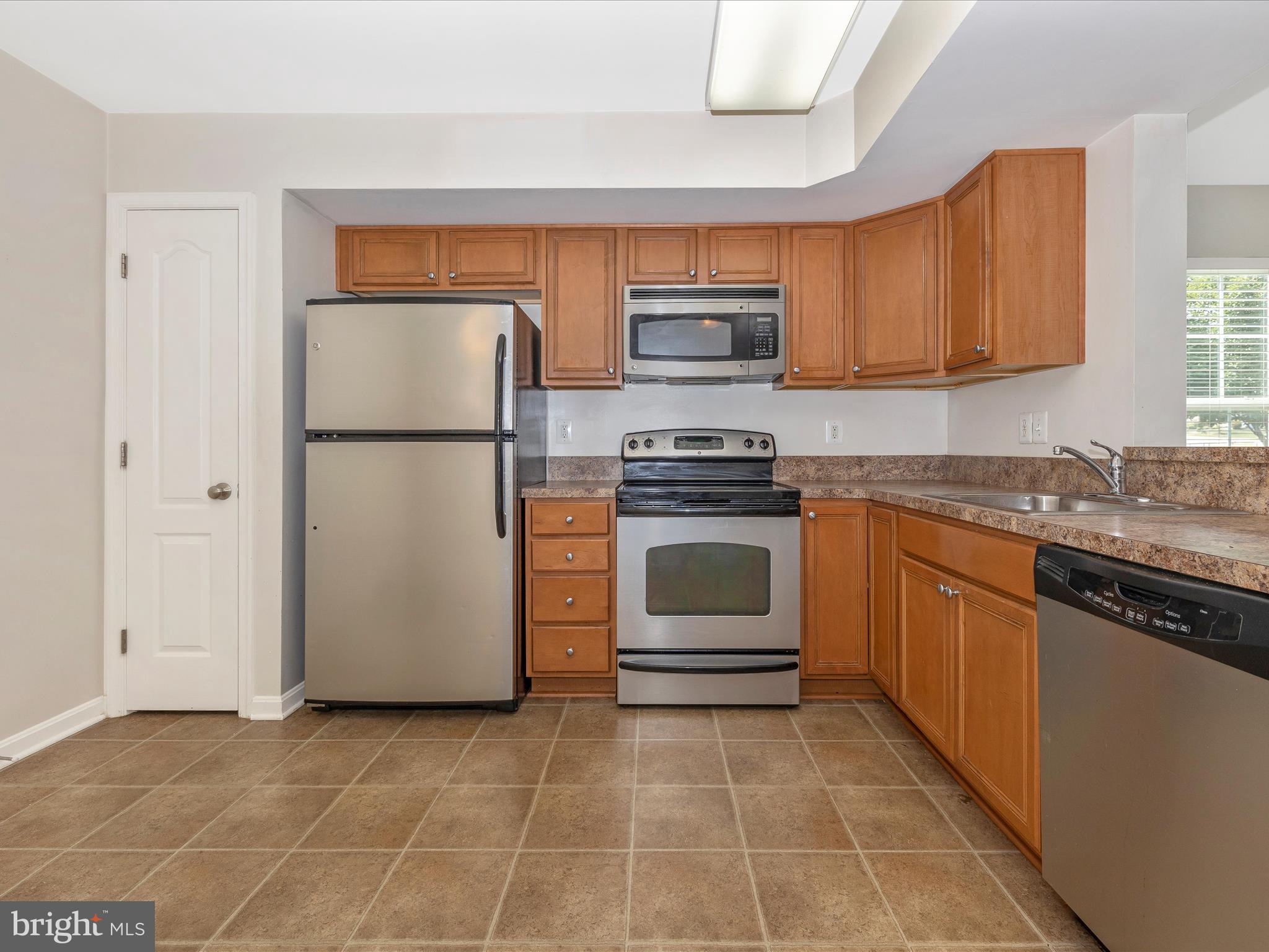 RESERVOIR RIDGE - Residential