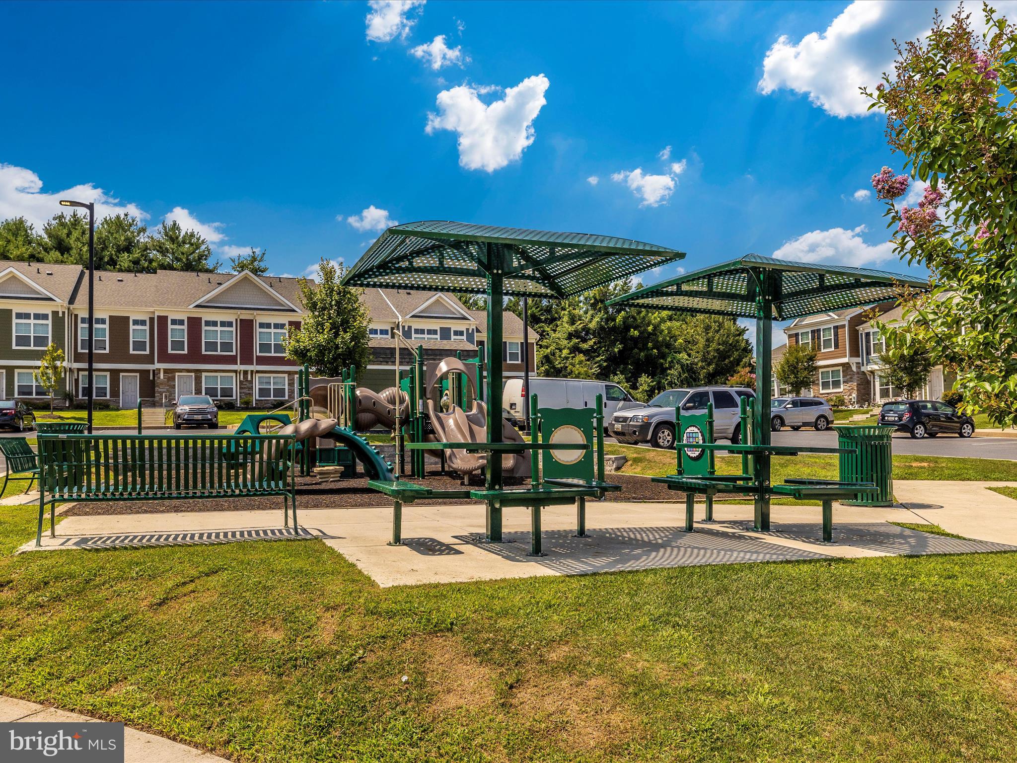 RESERVOIR RIDGE - Residential