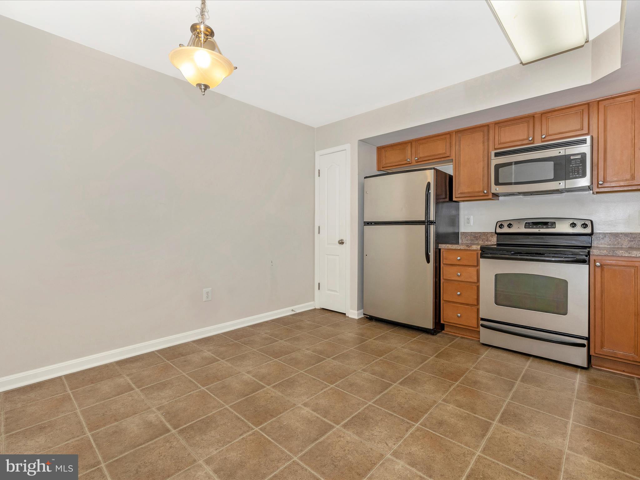 RESERVOIR RIDGE - Residential