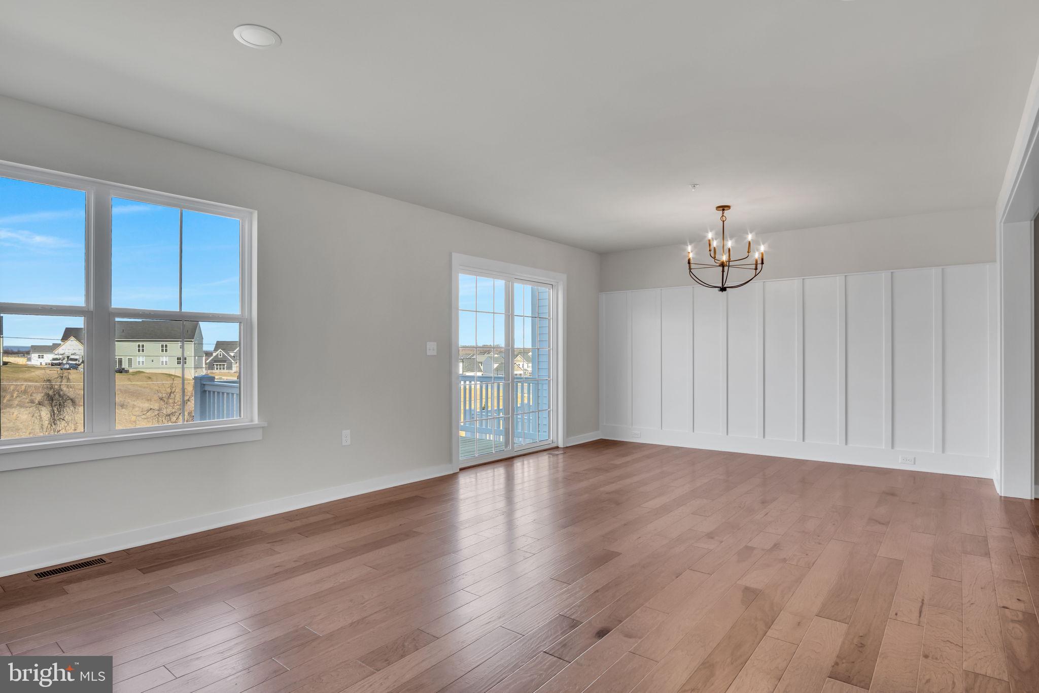 AUTUMN CHASE - Residential