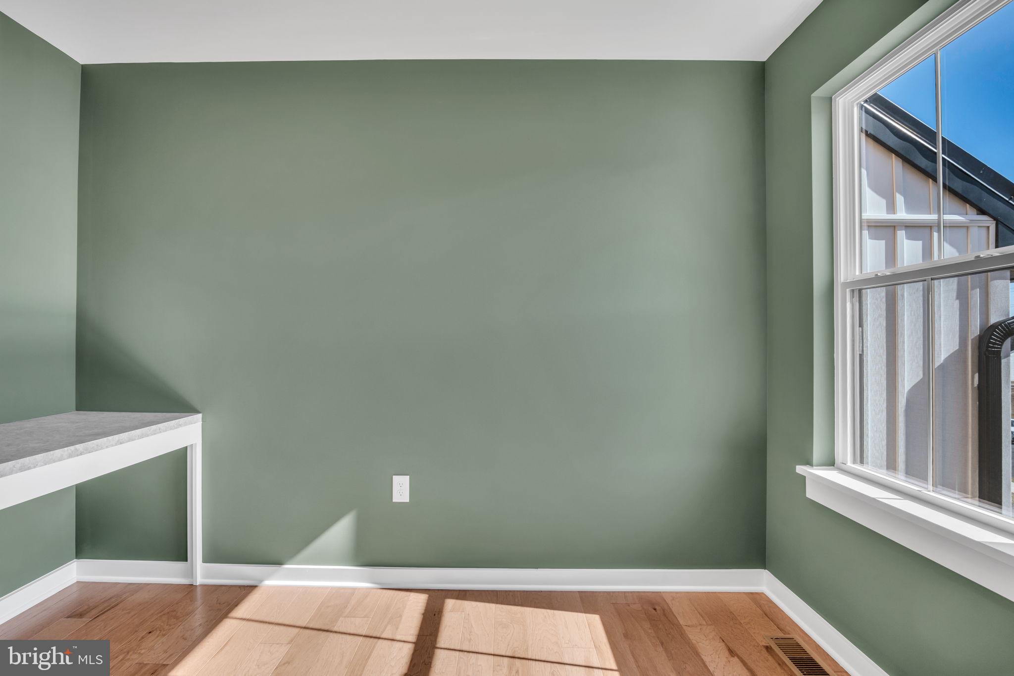 AUTUMN CHASE - Residential