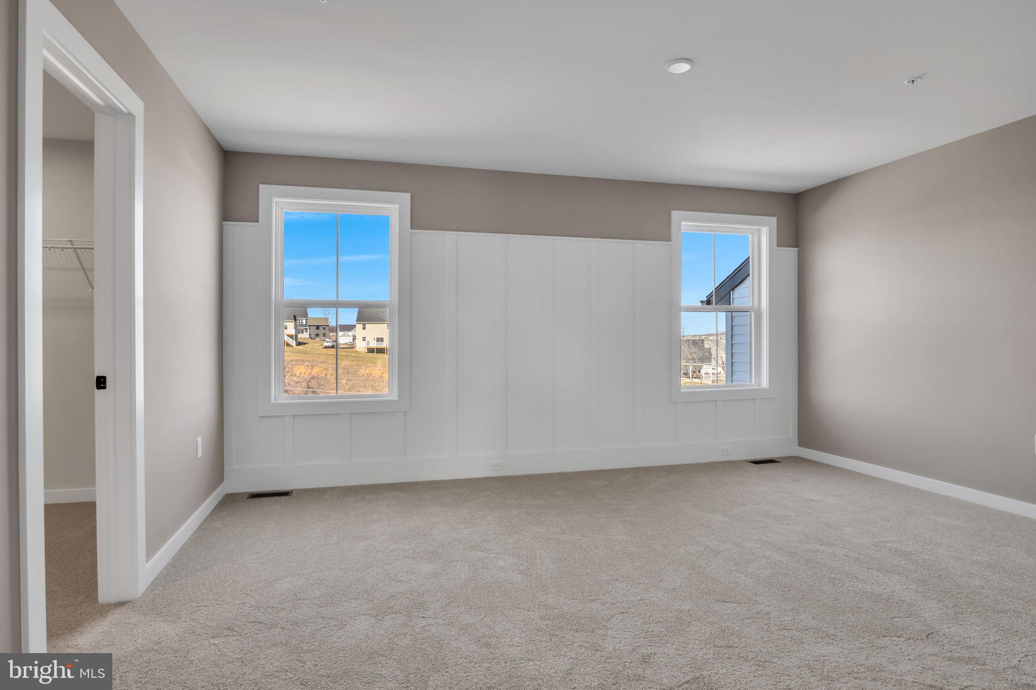 AUTUMN CHASE - Residential